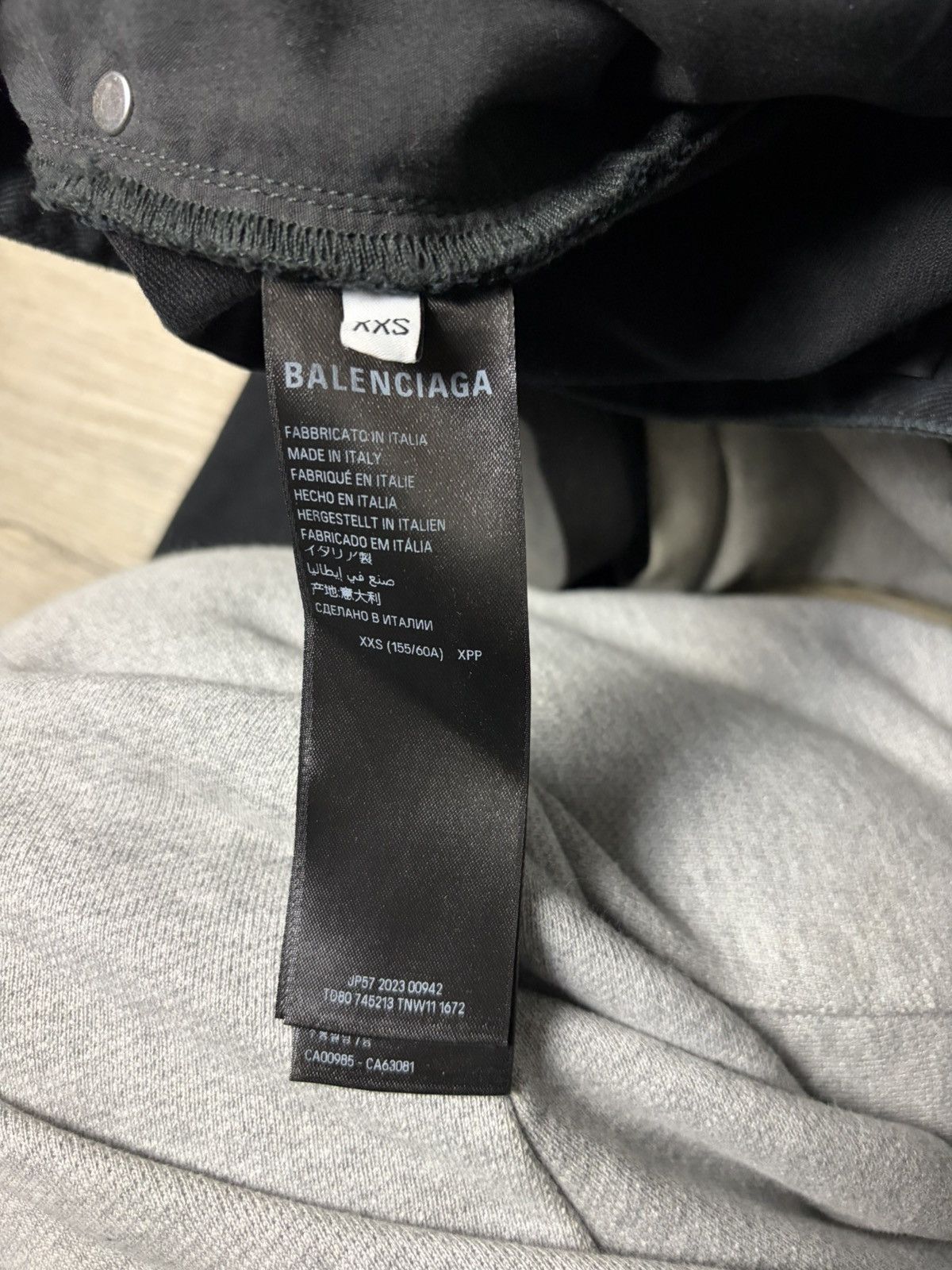 Balenciaga Balenciaga FW23’ Washed Black Baggy Denim Size US 30 / EU 46 - 8 Thumbnail