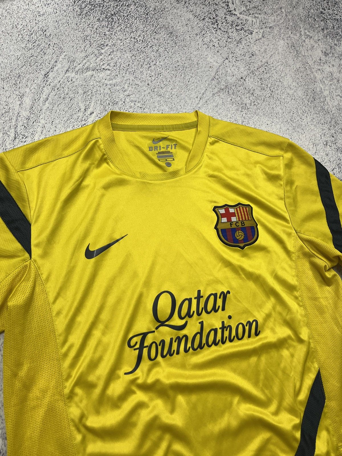 Vintage Nike Barcelona 2011 Soccer Jersey Football Shirt Blockcore Size US M / EU 48-50 / 2 - 4 Thumbnail