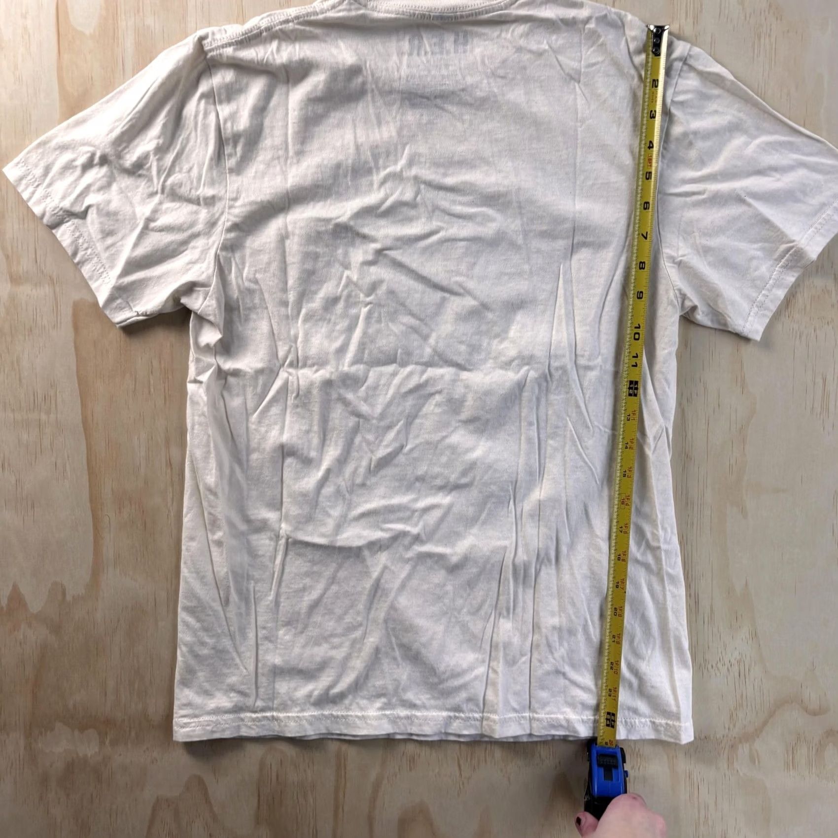 Vintage H.E.R. Shirt Mens Medium White Photo Collage Graphic Tee T-Shirt R&B Music Size US M / EU 48-50 / 2 - 7 Thumbnail