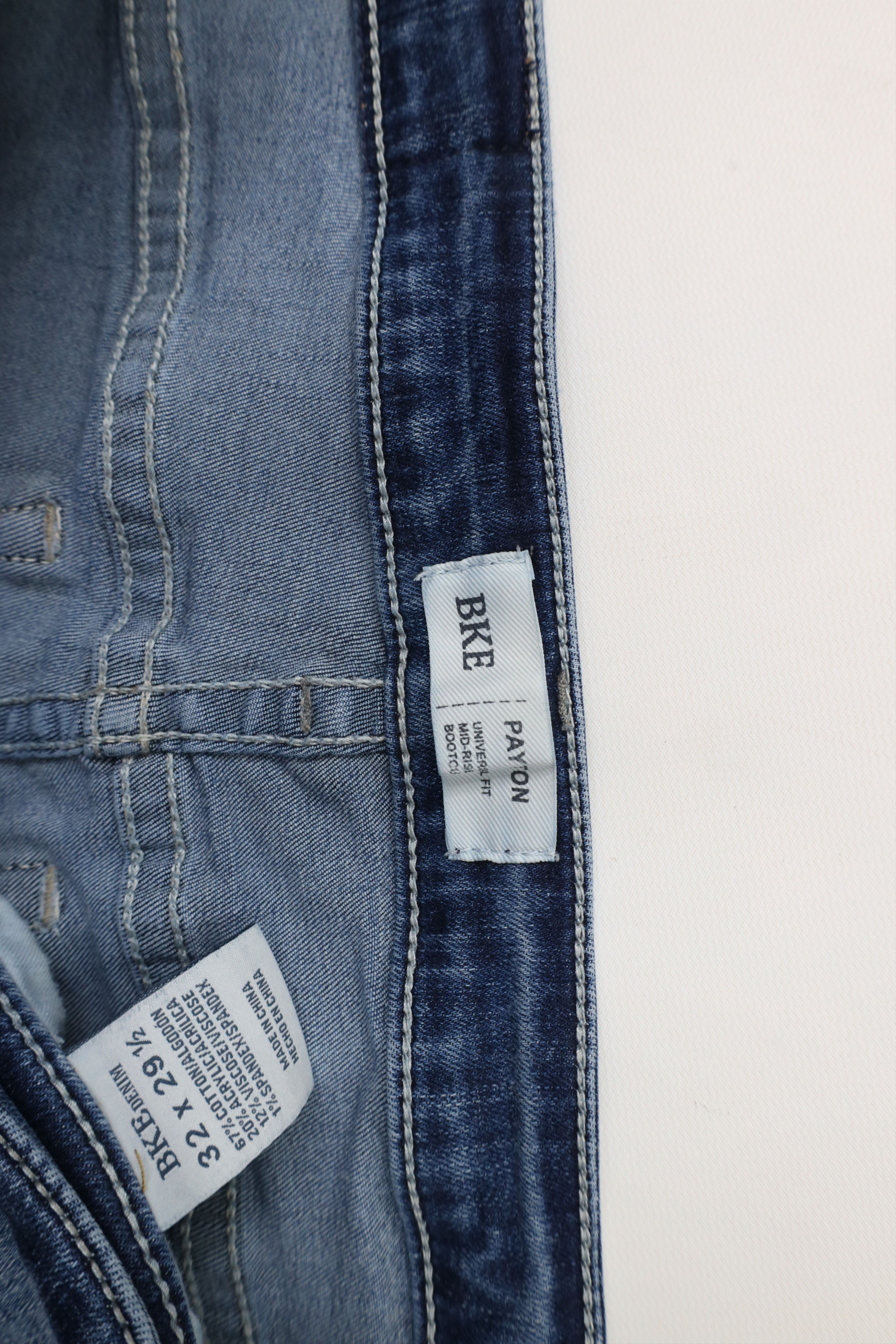Vintage Buckle BKE Faded Payton Mid Rise Bootcut Denim Jeans Blue Size 32" / US 10 / IT 46 - 8 Thumbnail