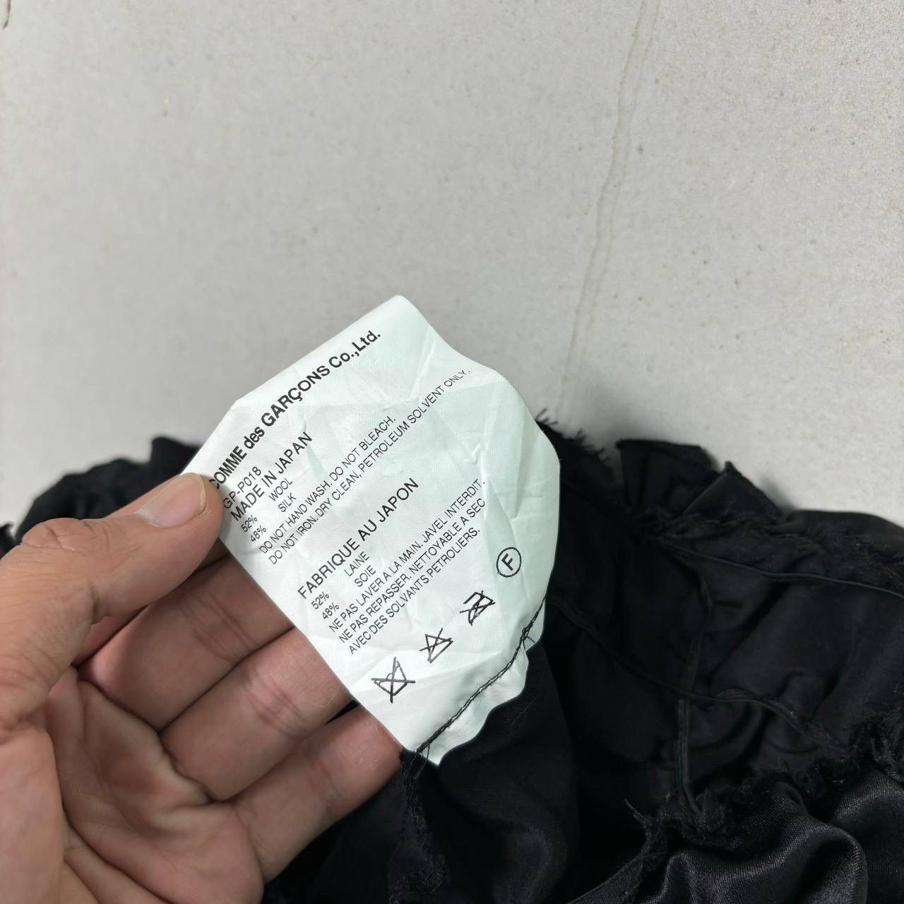 Comme des Garcons Final Drop!!!Comme Des Garcons AD2015 Ruffled Shorts Size 28" / US 6 / IT 42 - 12 Thumbnail