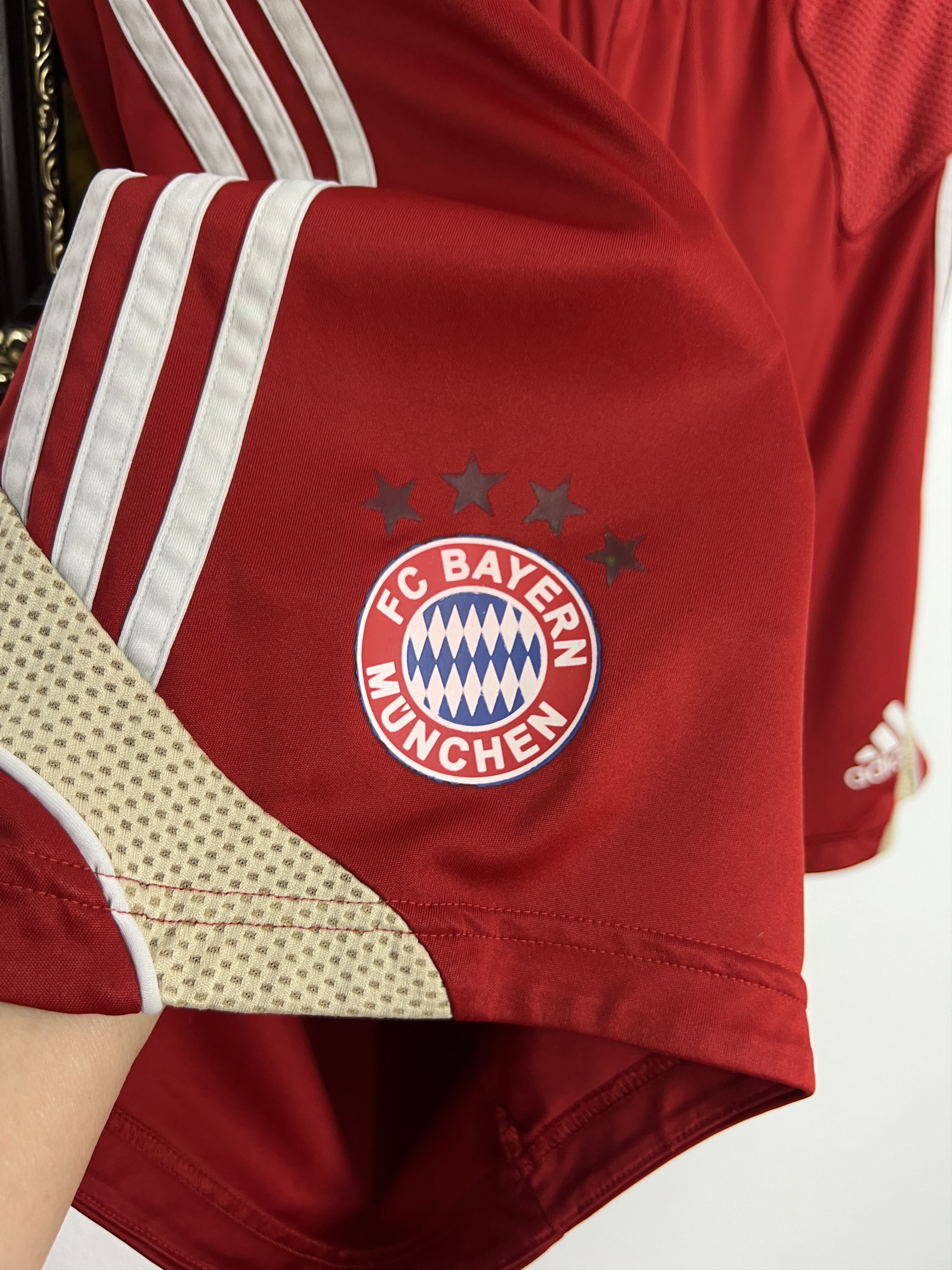 Adidas Vintage Adidas Bayern Munich Football Shorts Soccer Athletic Size US 36 / EU 52 - 4 Thumbnail