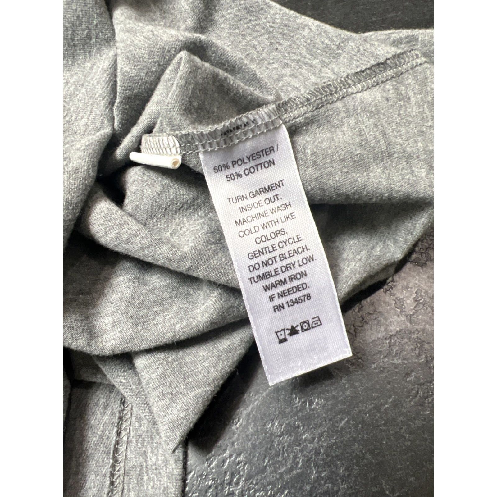 Vineyard Vines Vineyard Vines Men's Long Sleeve T-Shirt Size Large Gray Blue Regular Fit Classic 2010s Size US L / EU 52-54 / 3 - 7 Thumbnail