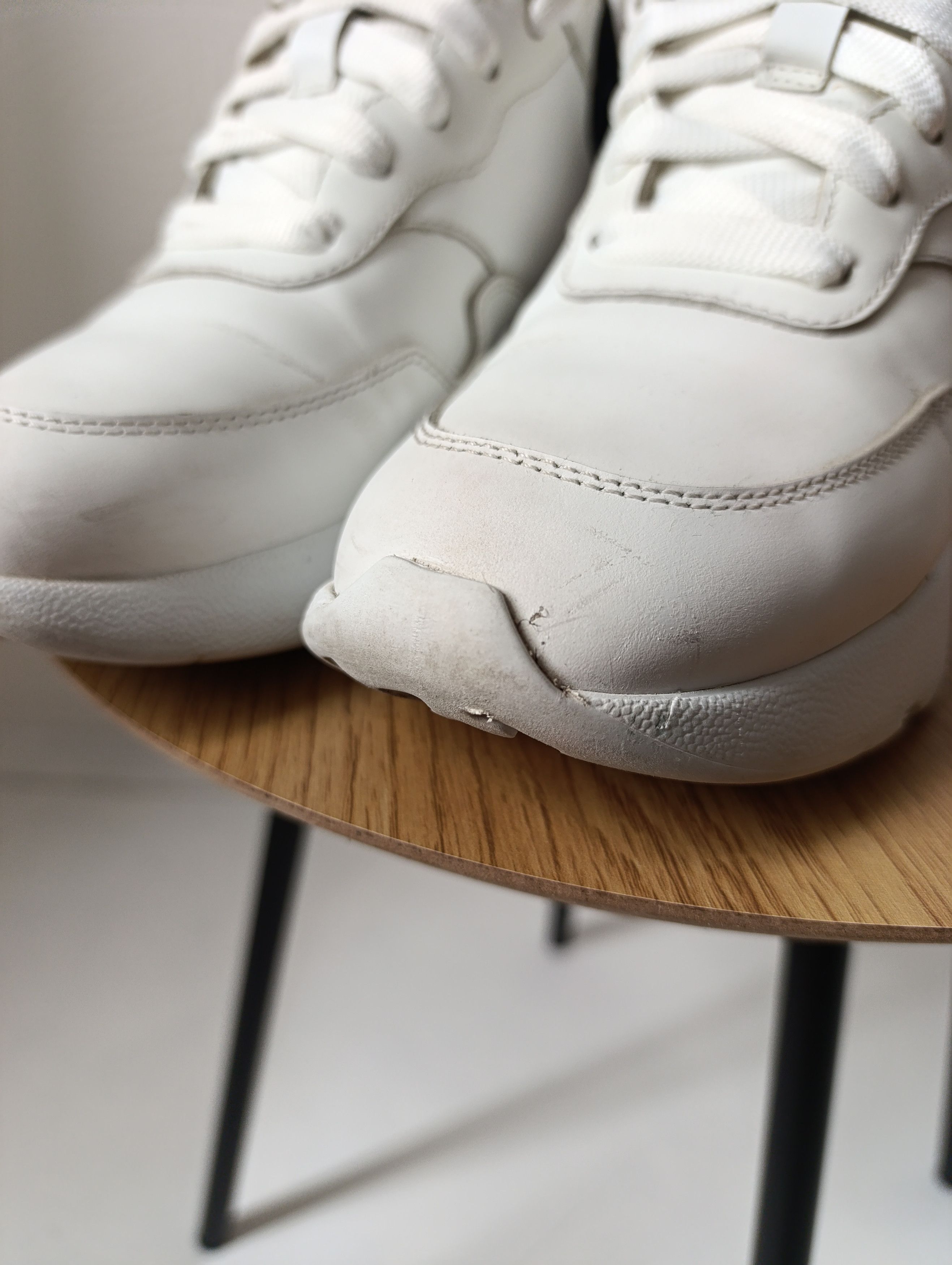 Alexander McQueen ALEXANDER MCQUEEN WOMEN'S WHITE LEATHER RUNNER SNEAKERS Size US 7.5 / IT 37.5 - 10 Thumbnail