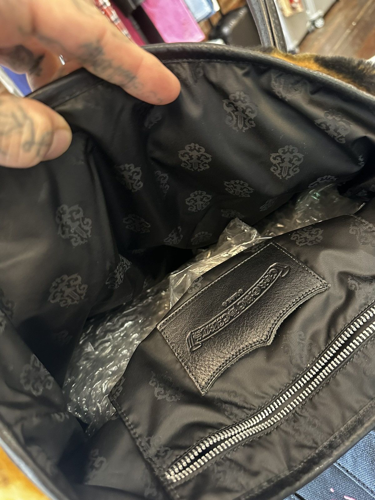 Chrome Hearts CHROME HEARTS CAMO SHEARLING FUR CROSS PATCH BAG Size ONE SIZE - 13 Thumbnail
