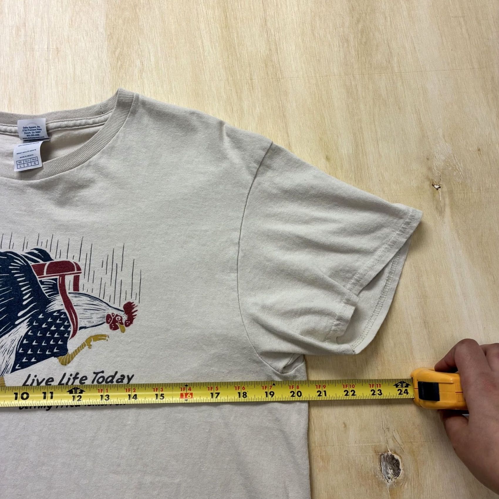 Delta VINTAGE Delta Pro Weight Shirt Mens Large Beige Live Life Today Chicken Funny Tee Shirt Size US L / EU 52-54 / 3 - 5 Thumbnail