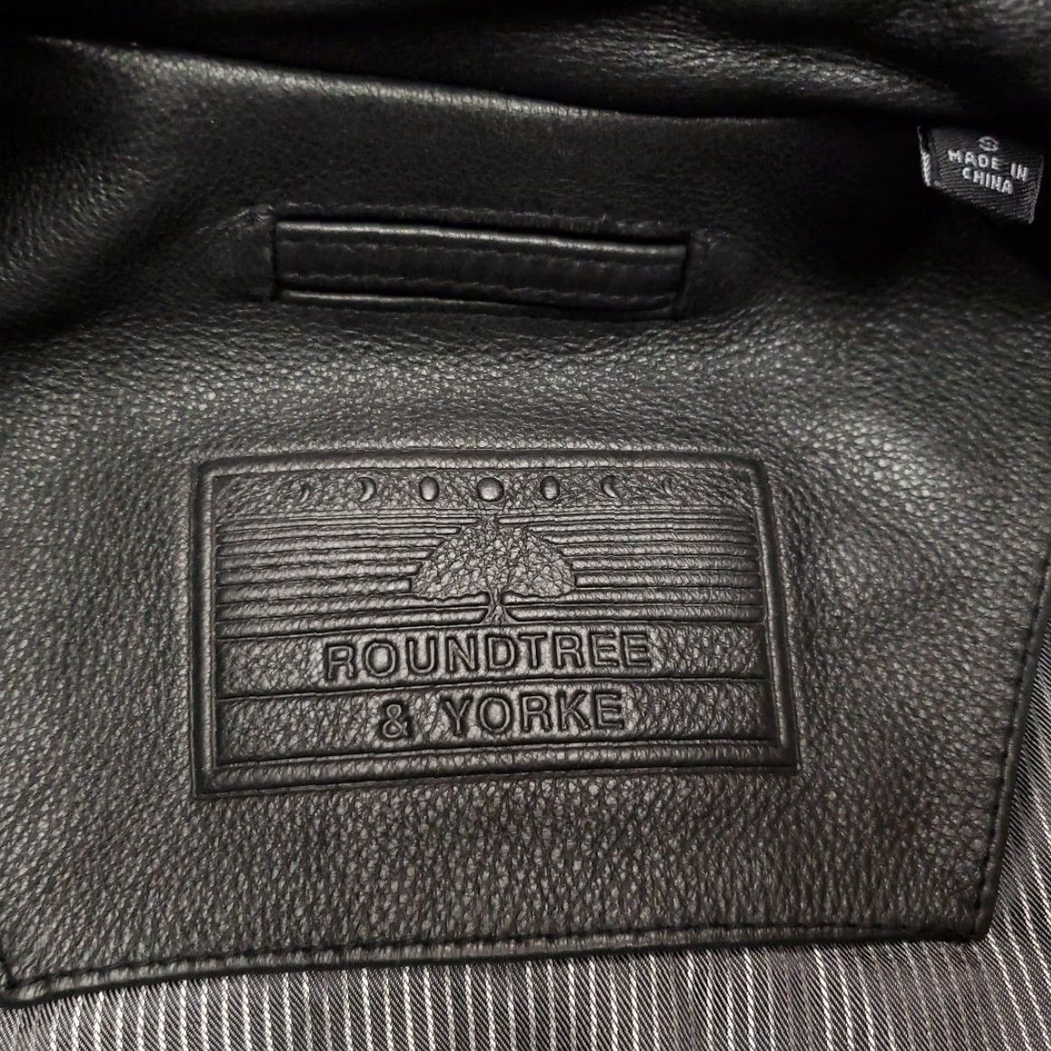 Roundtree & Yorke VINTAGE Roundtree & Yorke Leather Jacket Mens S Black Urban Retro Classic Timeless Luxury Size US S / EU 44-46 / 1 - 7 Thumbnail