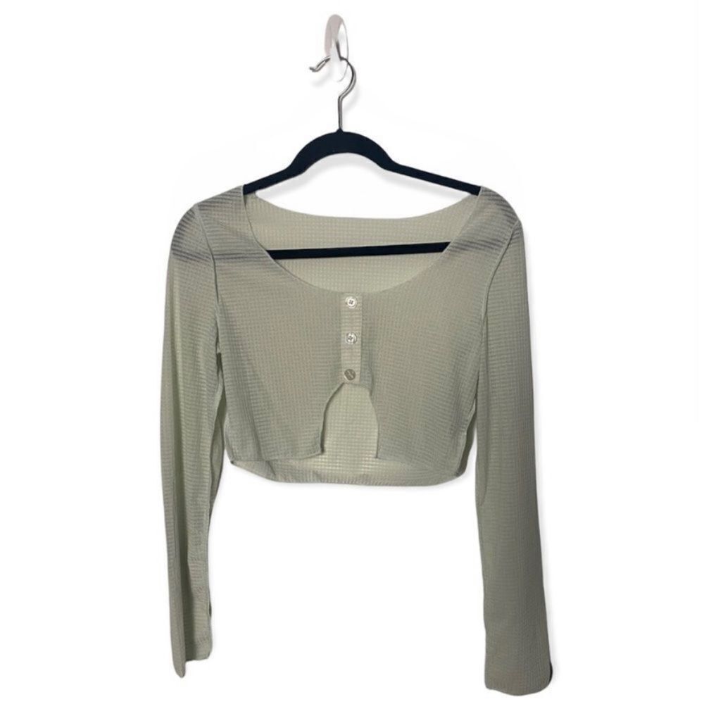 Shein SHEIN Light Green Semi-Sheer Button Front Long Sleeve Crop T Size L / US 10 / IT 46 - 2 Thumbnail