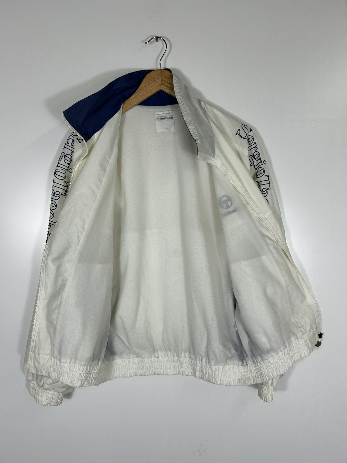 Sergio Tacchini Vintage Sergio Tacchini Track Jacket – Logo Tape Windbreaker Size US L / EU 52-54 / 3 - 9 Thumbnail