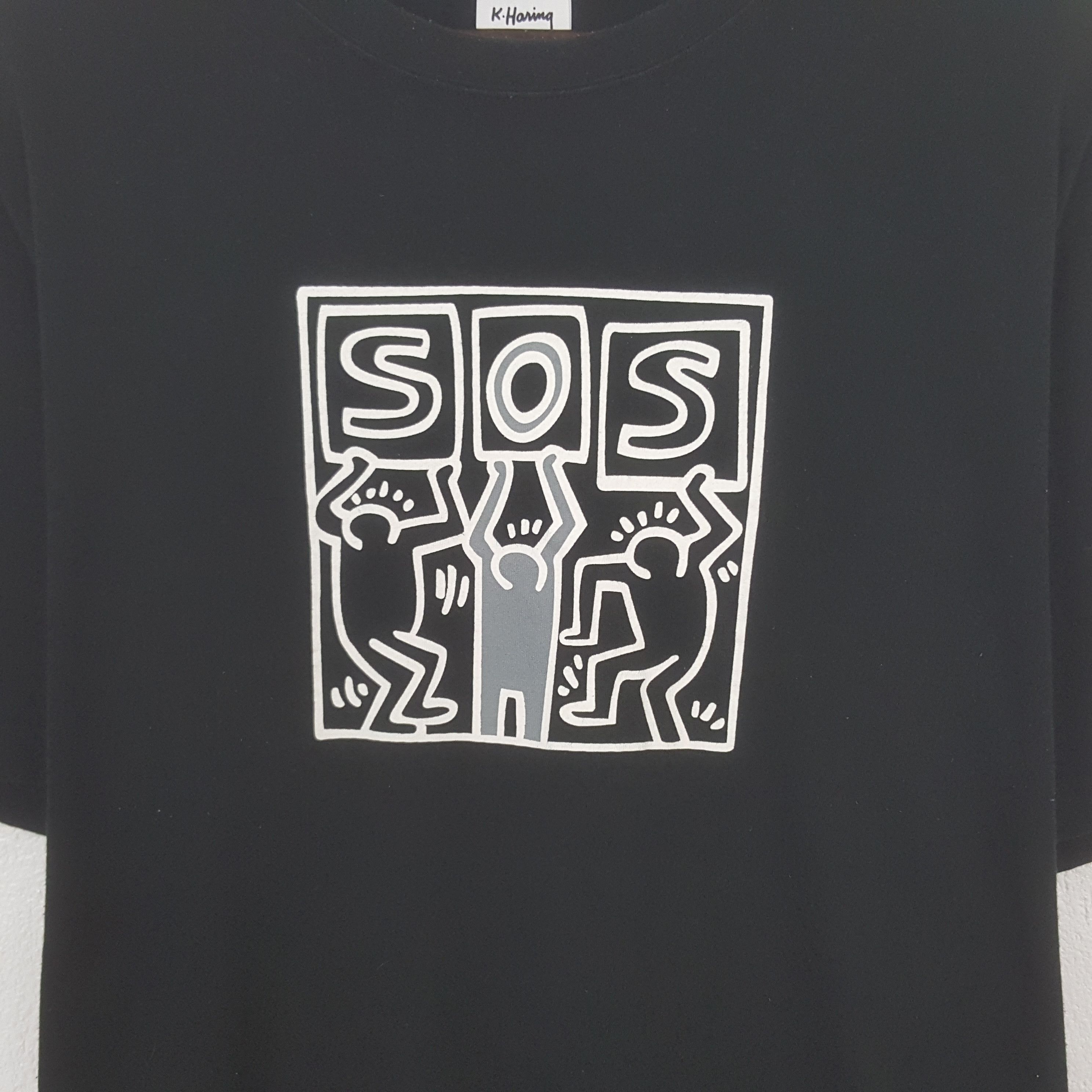Keith Haring Vintage Keith Haring SOS x Uniqlo Tshirt Size US XL / EU 56 / 4 - 2 Thumbnail