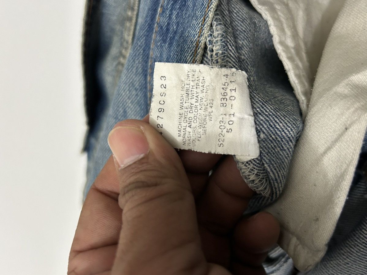 Levi's × Levi's Vintage Clothing Vintage Levis 501 xx Button 522 Distressed Jeans Size US 31 - 16 Thumbnail