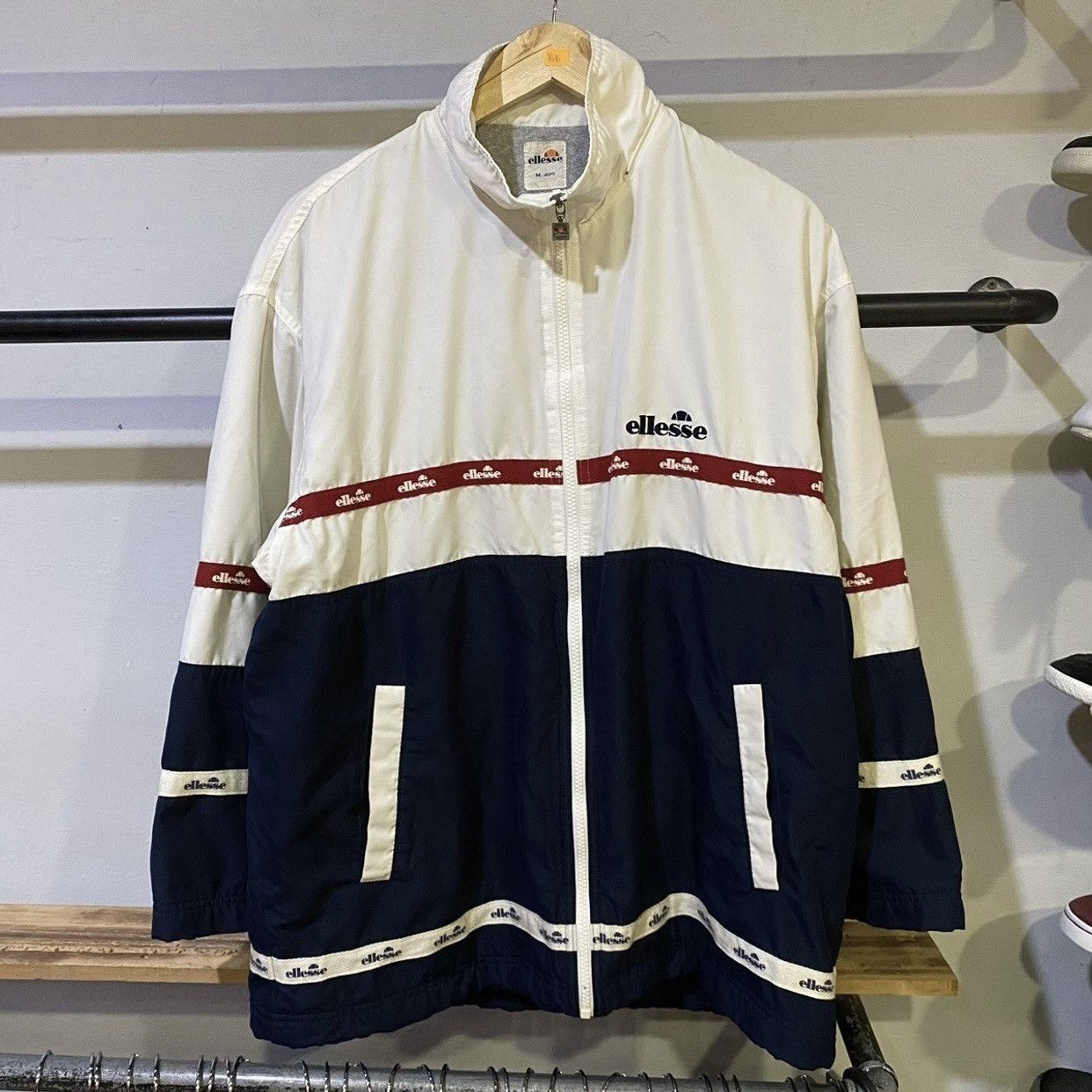 Ellesse Vintage Ellesse Tape Design light jackets Size US M / EU 48-50 / 2 - 1 Thumbnail