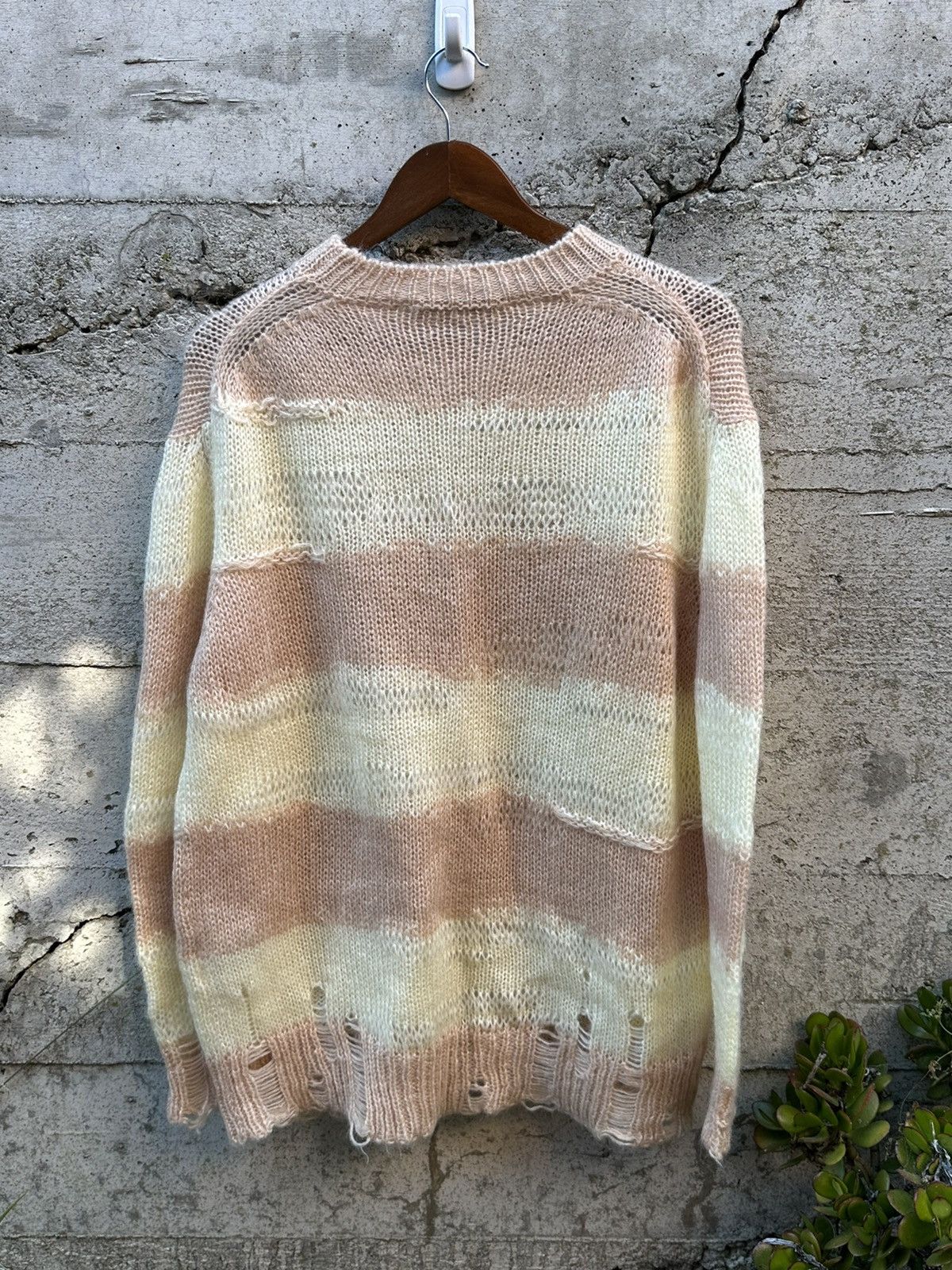 Acne Studios RARE GRAIL Acne Studios distressed Italian Kurt cobain knit Size US L / EU 52-54 / 3 - 4 Thumbnail