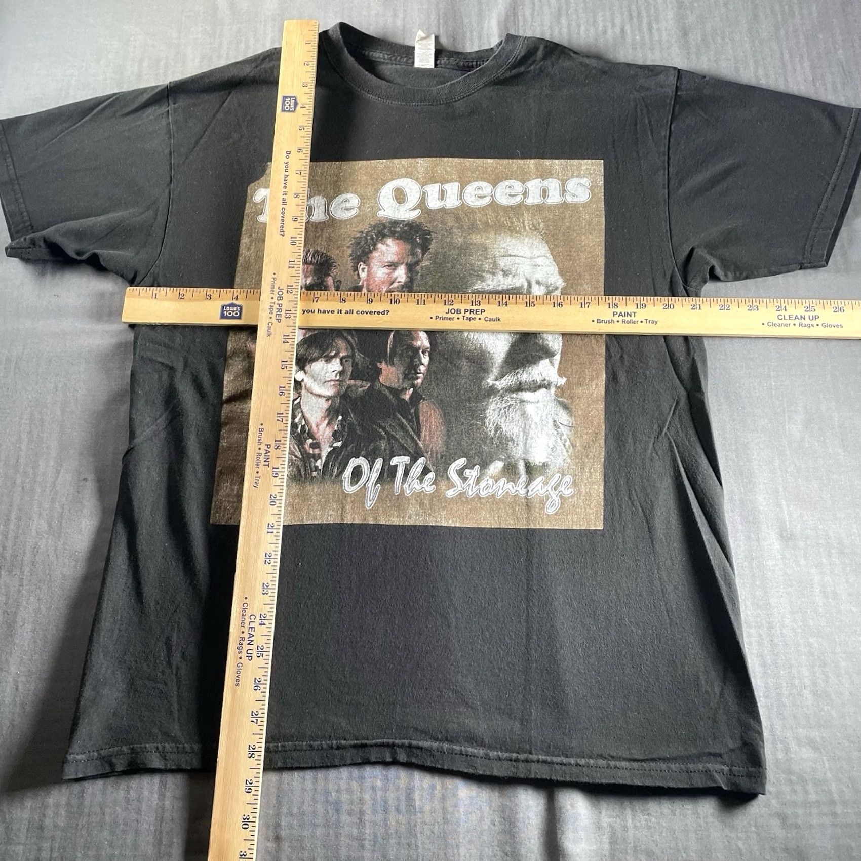 Gildan Queens Of The Stone Age Shirt Men’s L Rock Alive In The Catacombs QOTSA Gildan Black 90s Band Music Concert Foo Fighters Nirvana Dave Grohl Mens Size US L / EU 52-54 / 3 - 6 Thumbnail
