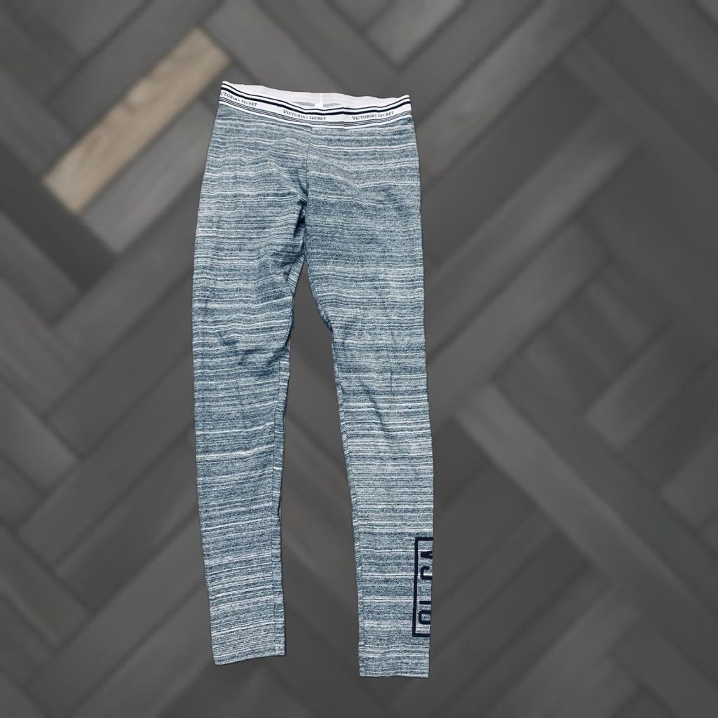 Victoria's Secret Victoria's Secret Gray Size Small Leggings Yoga User: Victoria's Secret Gray Size Small Leggings Yoga Size 28" / US 6 / IT 42 - 1 Thumbnail