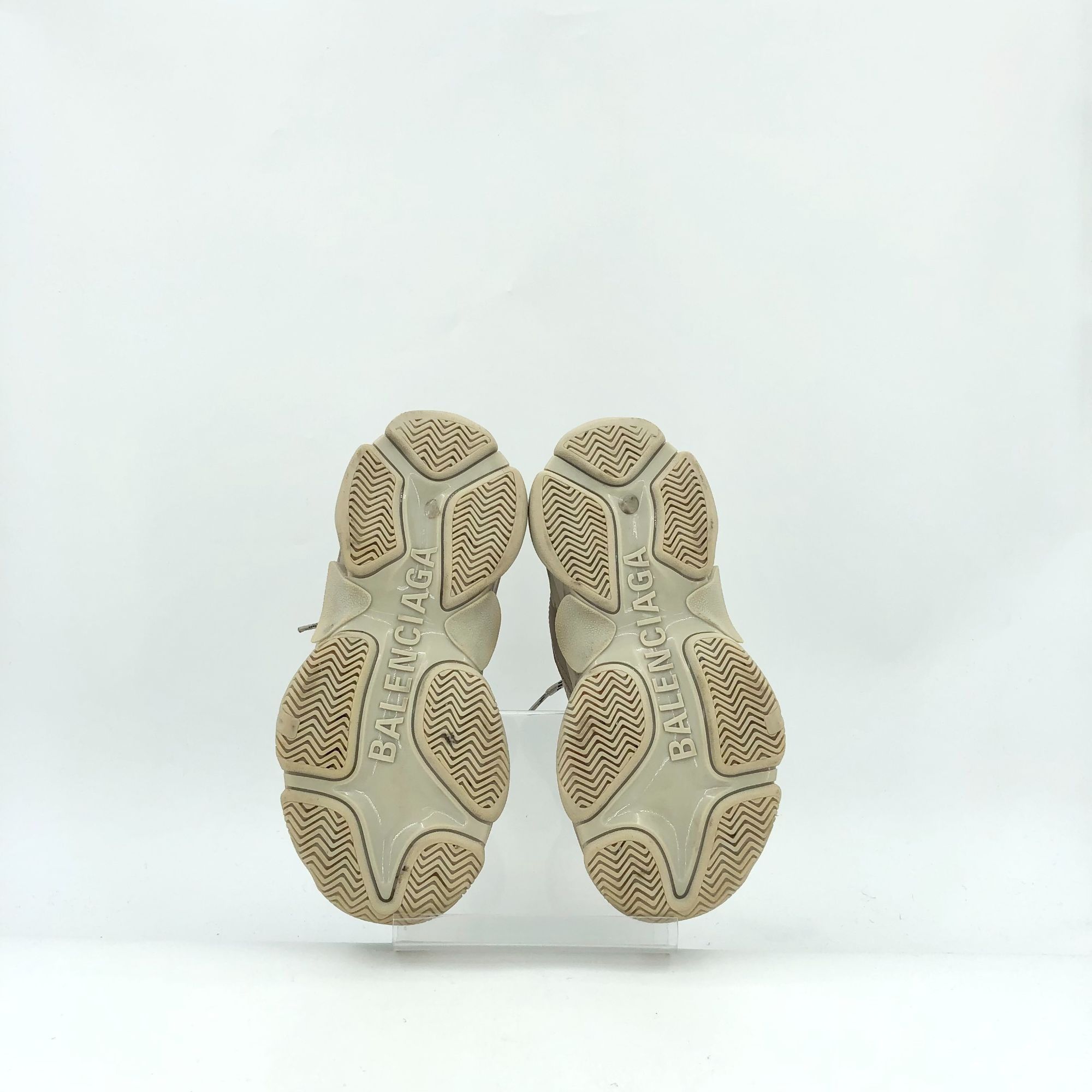 Balenciaga Balenciaga Triple S Womens Leather-Free Lace-Up Chunky Sneak Size US 6 / IT 36 - 6 Thumbnail