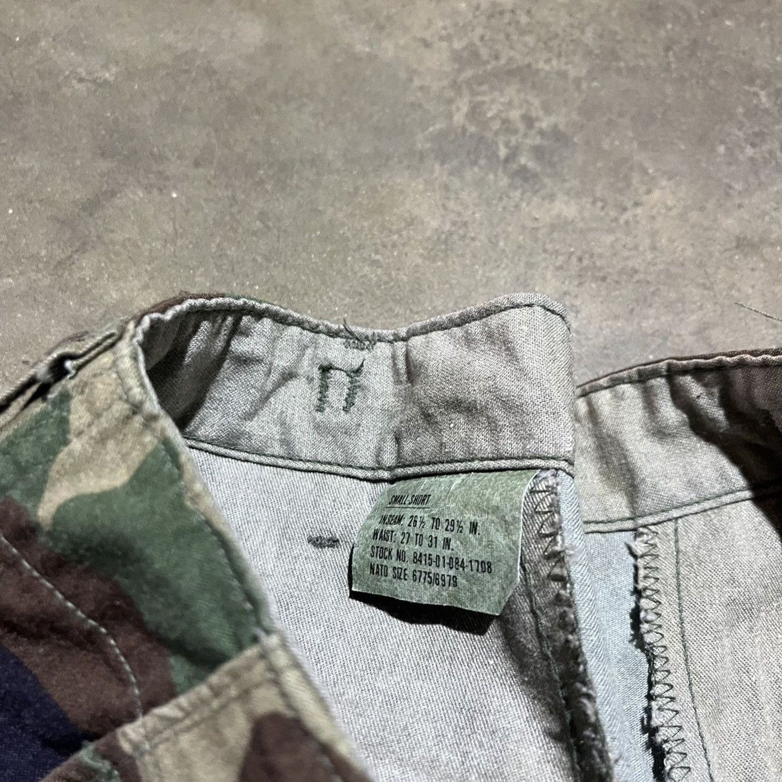 Vintage Vintage 80s US Army Camo Grunge Cargo Pants 29x29 Size US 29 - 5 Thumbnail