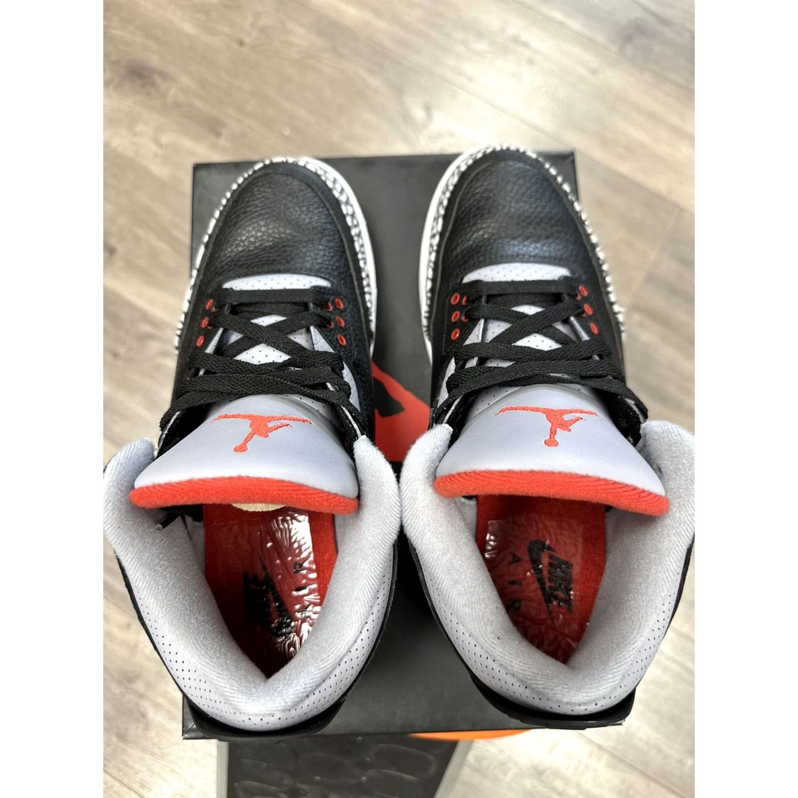 Jordan Brand Nike Air Jordan 3 Retro OG Black Cement Mid 2018 Sneaker Size 10 Mens Leather Size US 9 / EU 42 - 6 Thumbnail