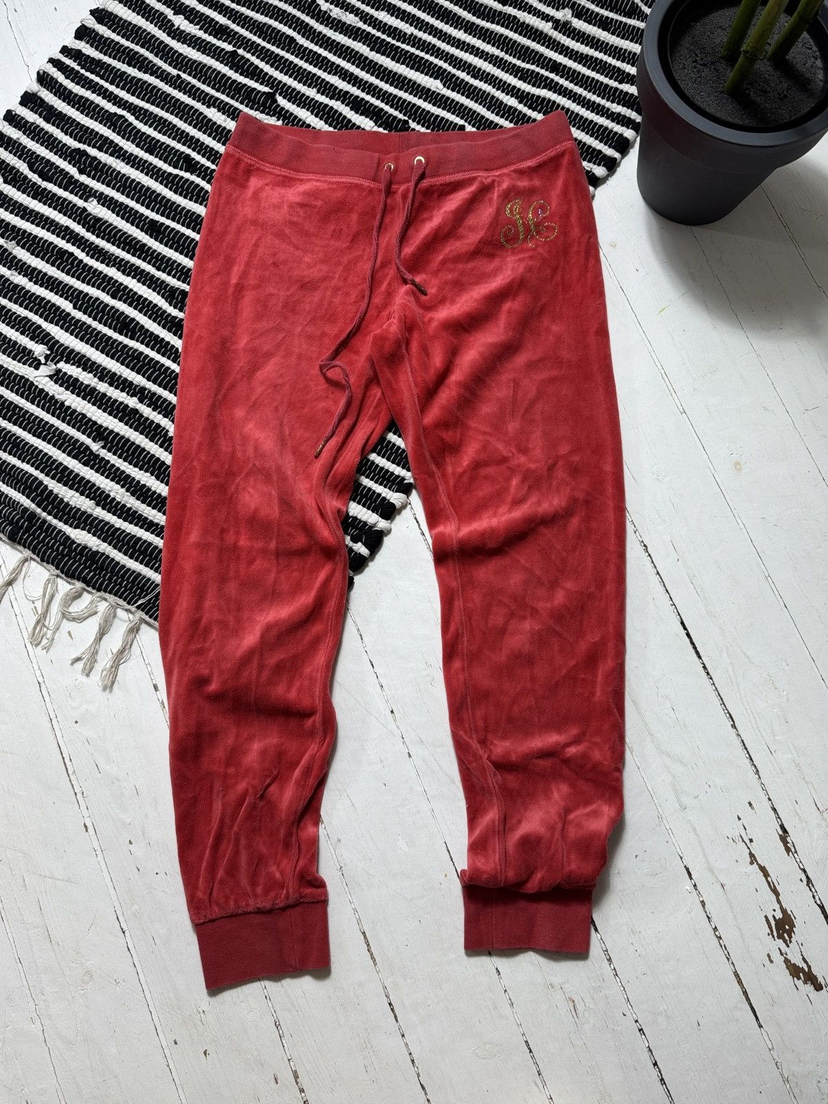 Juicy Couture VINTAGE JUICY COUTURE VELOUR 2000s TRACKSUIT Size S / US 4 / IT 40 - 8 Thumbnail