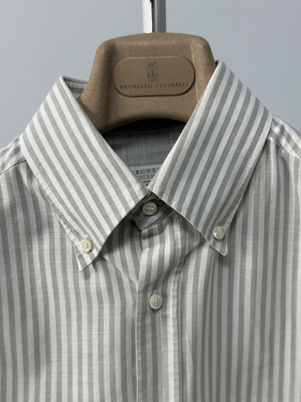 Brunello Cucinelli Brunello Cucinelli Grey White Stripe Button-Down Shirt Size US S / EU 44-46 / 1 - 6 Thumbnail