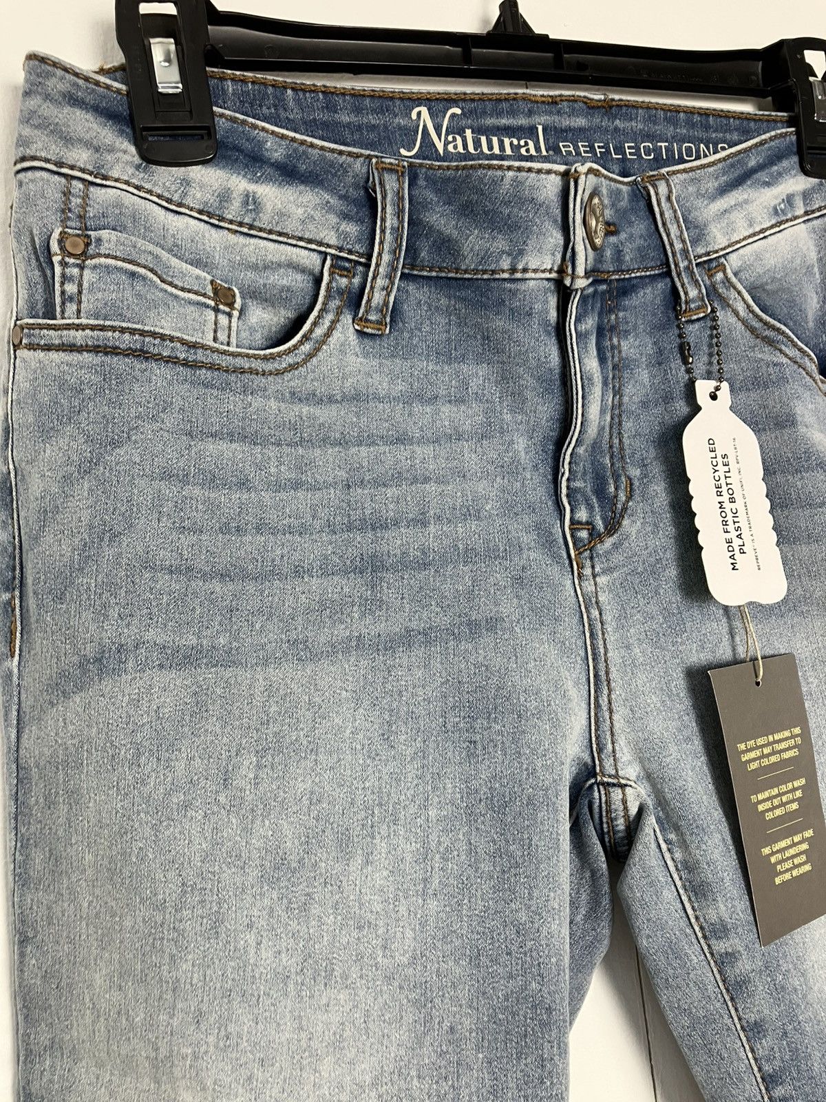 Natural Selection Natural Reflections Capri Camp Side Skimmer Jeans Size 4 Size 27" / US 4 / IT 40 - 7 Thumbnail