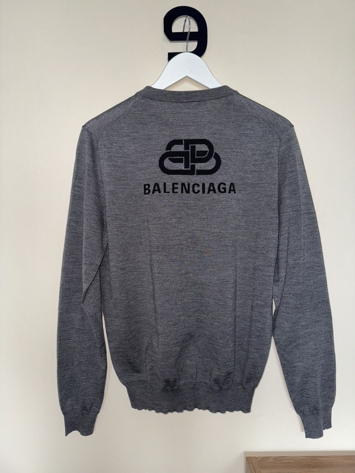 Balenciaga Balenciaga Virgin Wool Logo Back Sweater S Made in Italy Size US S / EU 44-46 / 1 - 2 Thumbnail