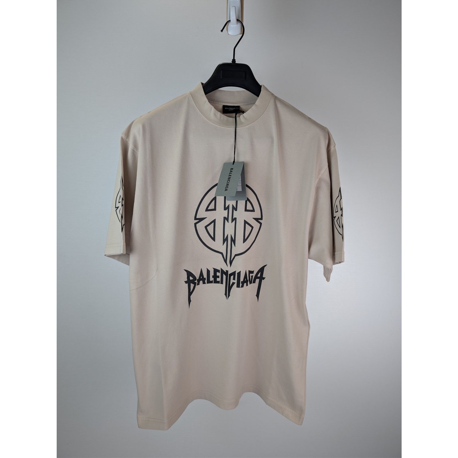 Balenciaga o1rshd1 Cotton Logo Medium Fit T-Shirt in Light Beige/Black Size US S / EU 44-46 / 1 - 8 Thumbnail