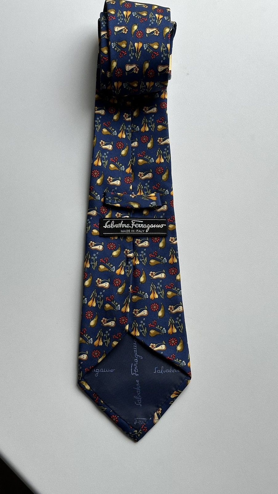 Salvatore Ferragamo Salvatore Ferragamo Men Classic Tie Made In Italy 100% Silk Size ONE SIZE - 5 Thumbnail