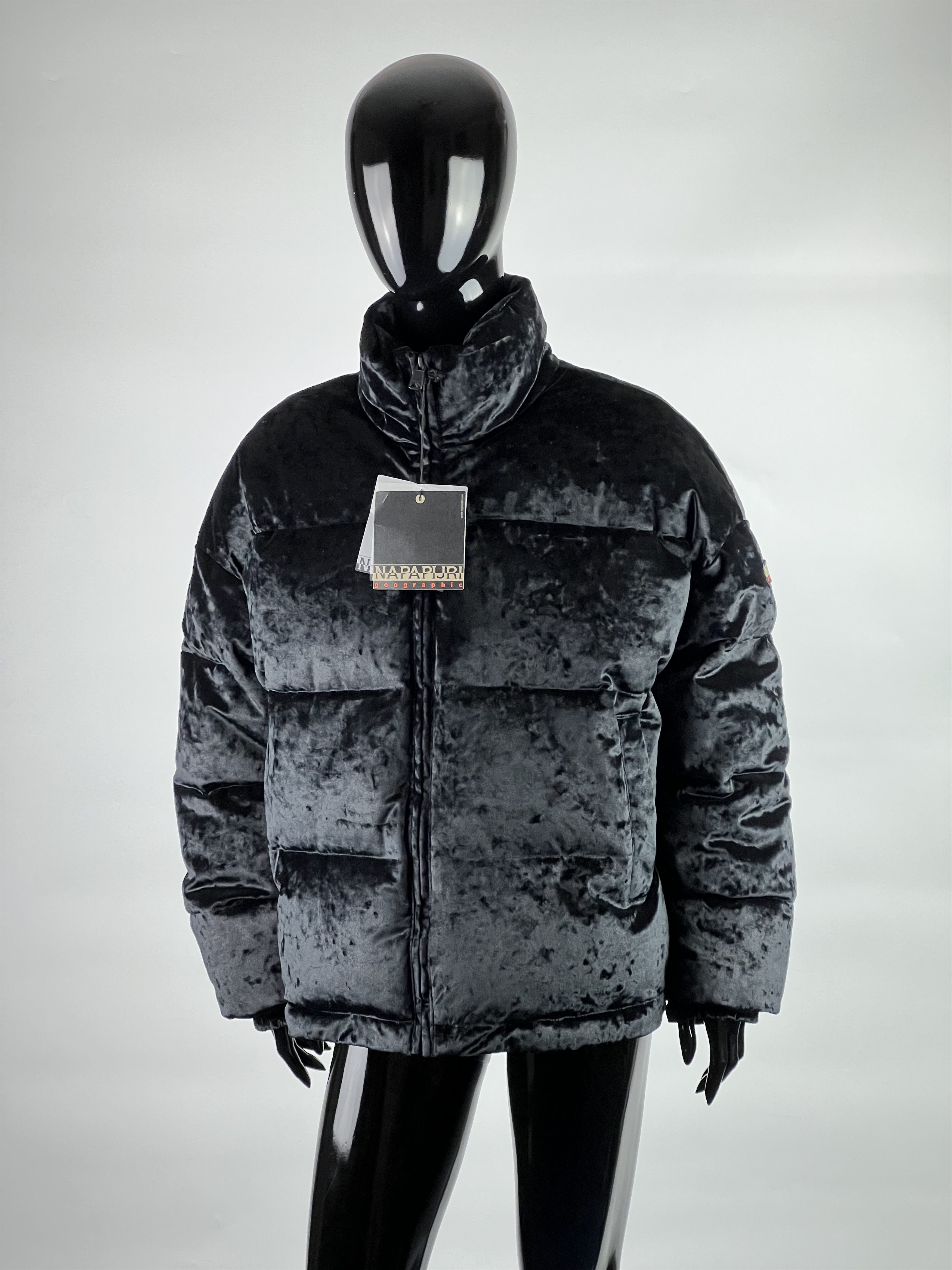 Napapijri NWT Napapijri Women's Black Velour Winter Jacket Size M Size M / US 6-8 / IT 42-44 - 1 Thumbnail
