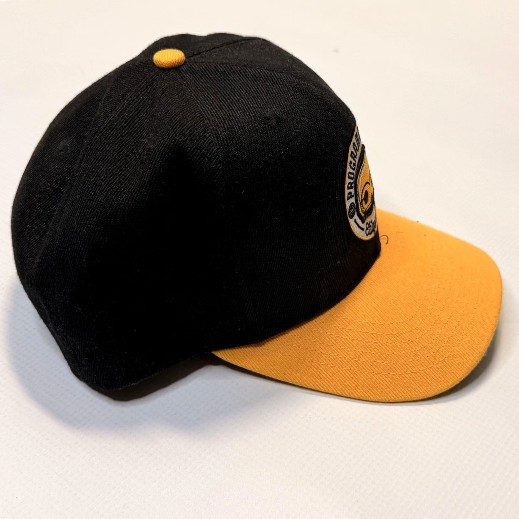 Vintage Funko Star Wars C-3PO Hat Cap Snap Back Mens Black Yellow Programmed Etiquette Cap Size ONE SIZE - 3 Thumbnail