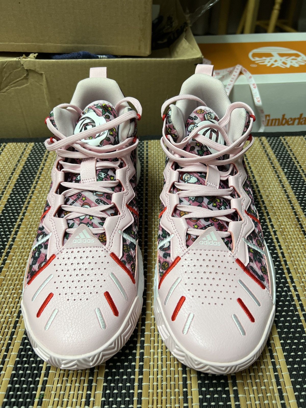 Adidas D Rose Son Of Chi Ds 8.5 US Size US 8.5 / EU 41-42 - 1 Thumbnail