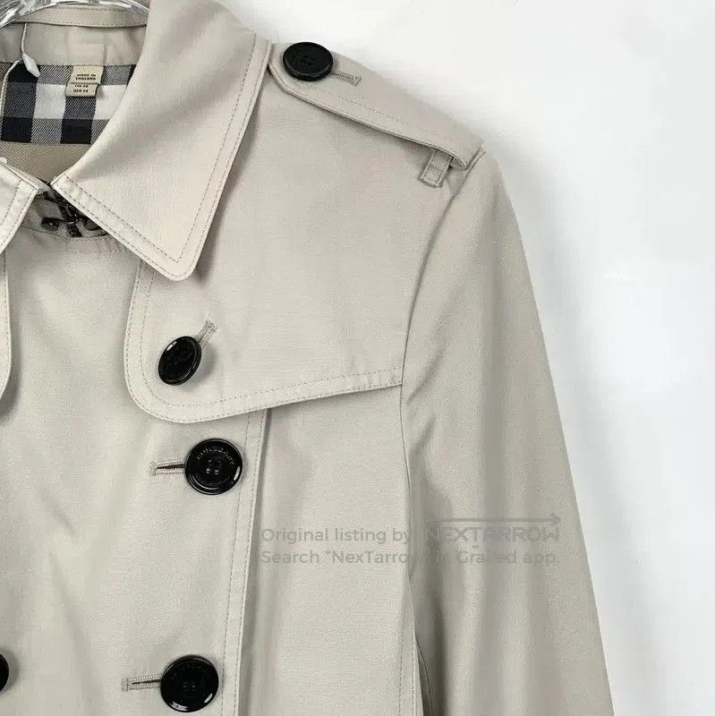 Burberry Burberry Women's XXS Khaki Trench Coat. Size XXS / US 00 / IT 34 - 3 Thumbnail
