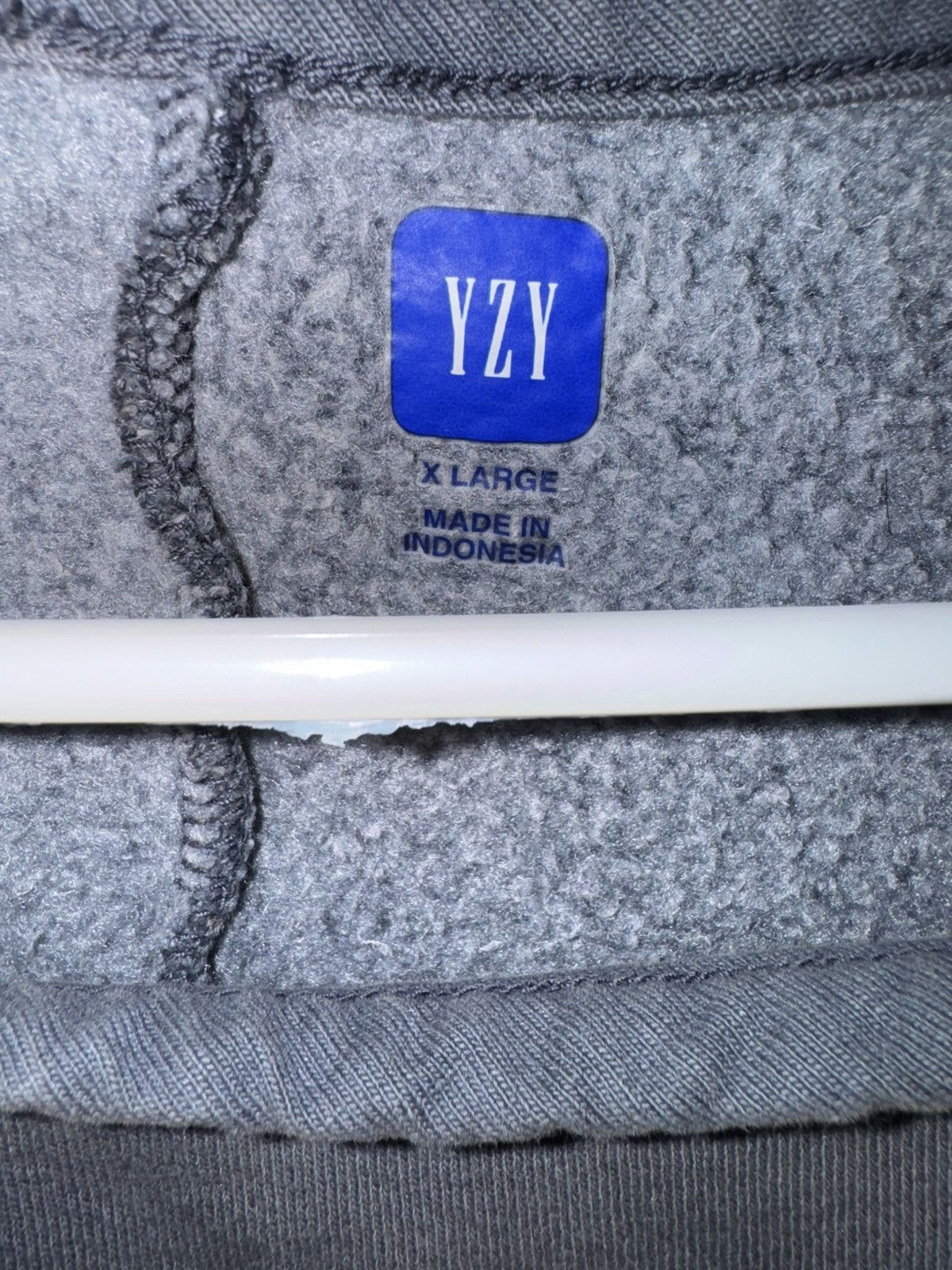 Gap × Kanye West × Yeezy Yeezy Gap Yoke Tee Grey Size US XL / EU 56 / 4 - 2 Thumbnail
