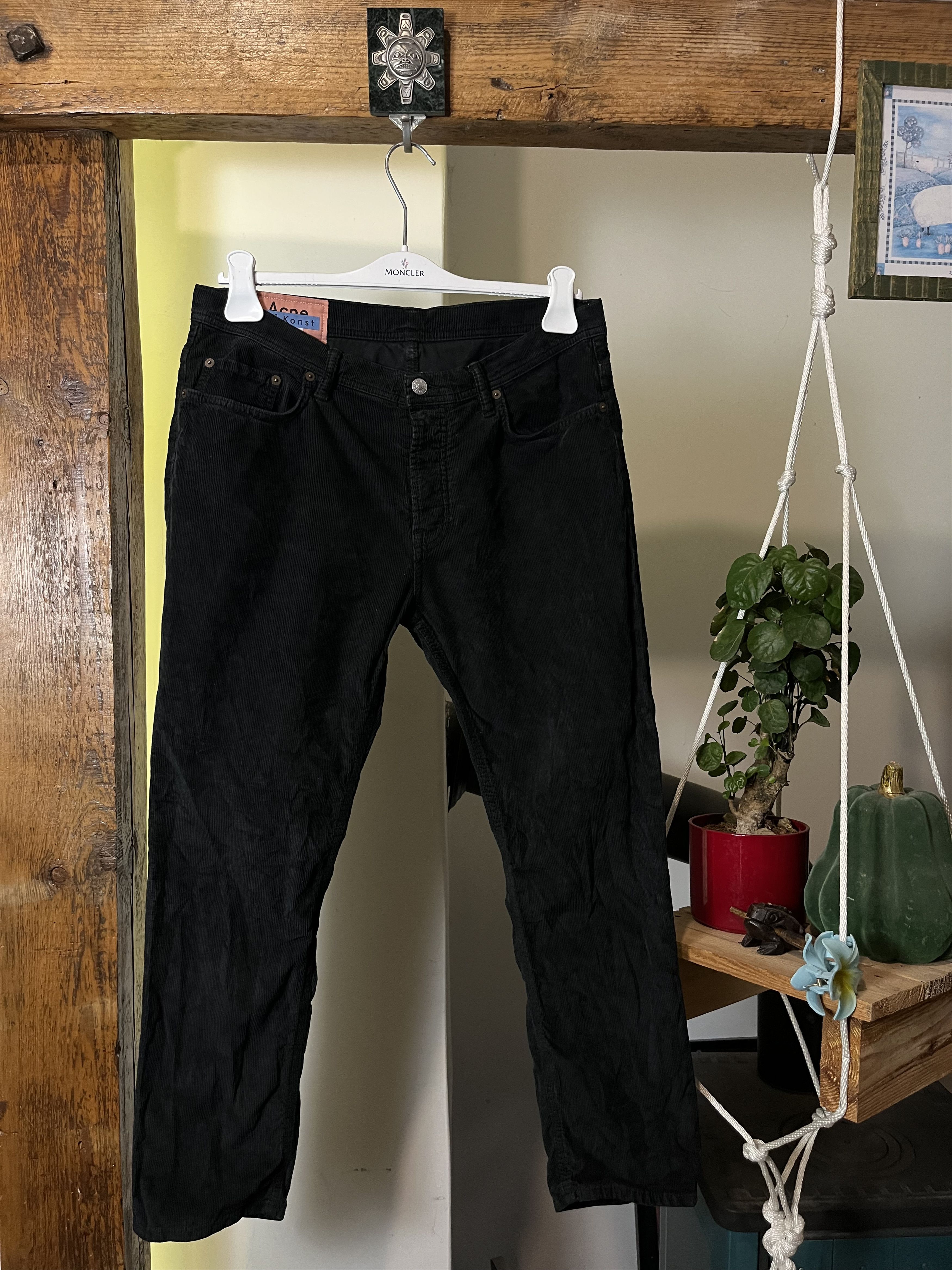 Acne Studios Acne Studios Bla Konst Corduroy River Pants Size 34" / US 12 / IT 48 - 1 Thumbnail