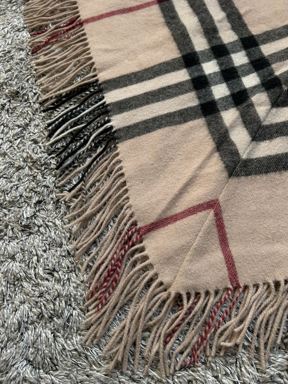 Burberry Burberry London Cape poncho beige plaid print vintage lamb Size ONE SIZE - 3 Thumbnail