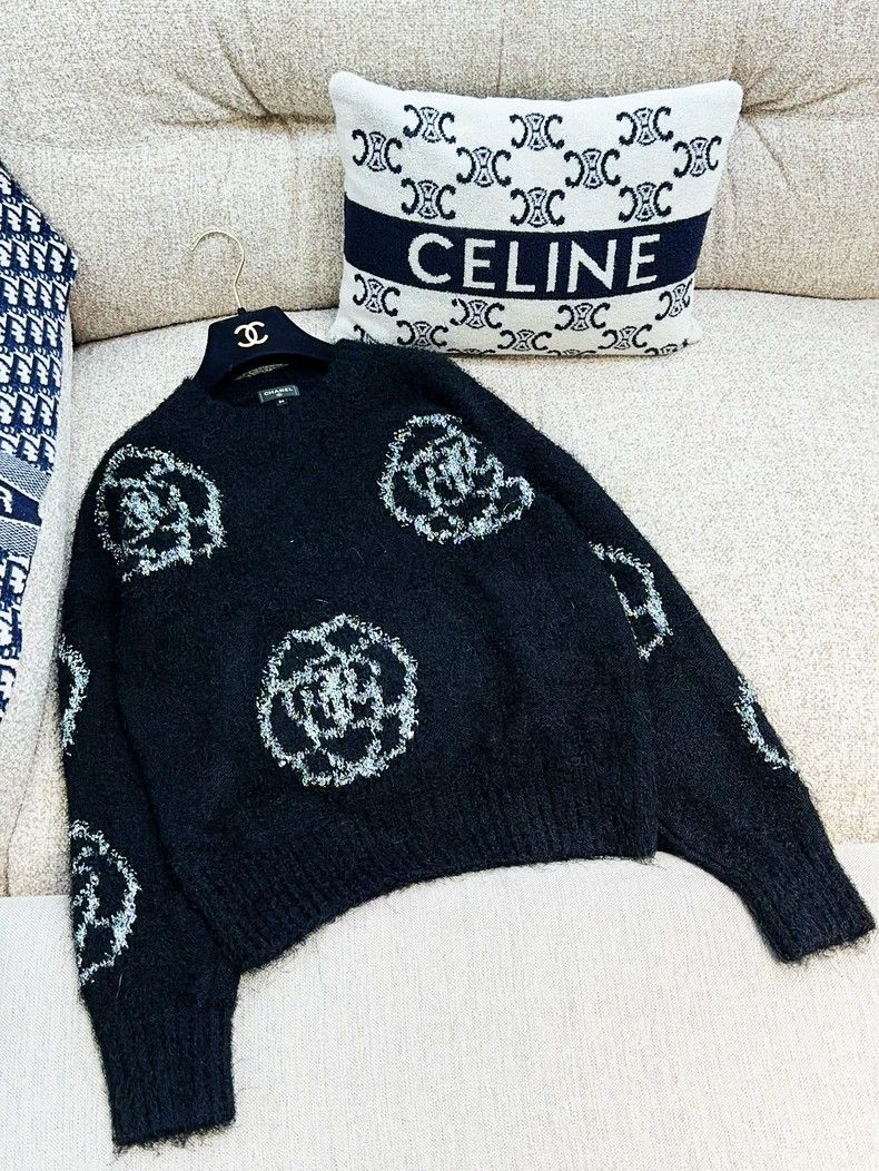 Chanel Chanel 23K black yards camellia long-sleeved sweater Size XXS / US 00 / IT 34 - 2 Thumbnail
