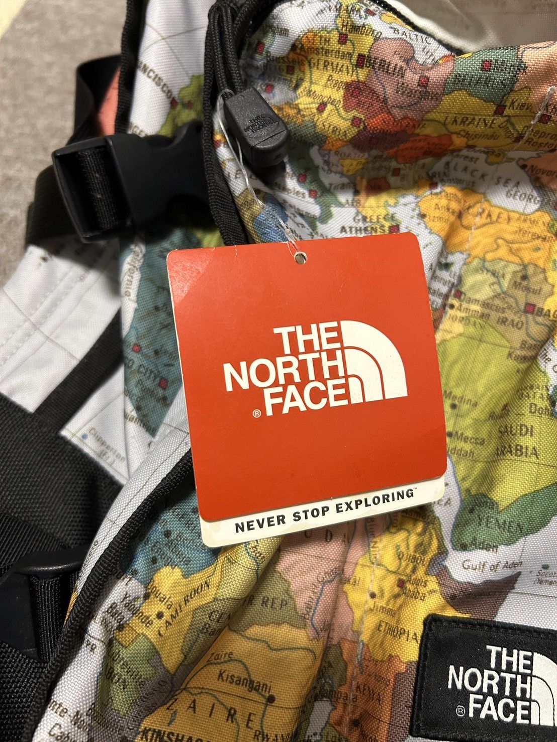 Supreme × The North Face [RARE] Supreme The North Face Expedition Maps Backpack Size ONE SIZE - 7 Thumbnail