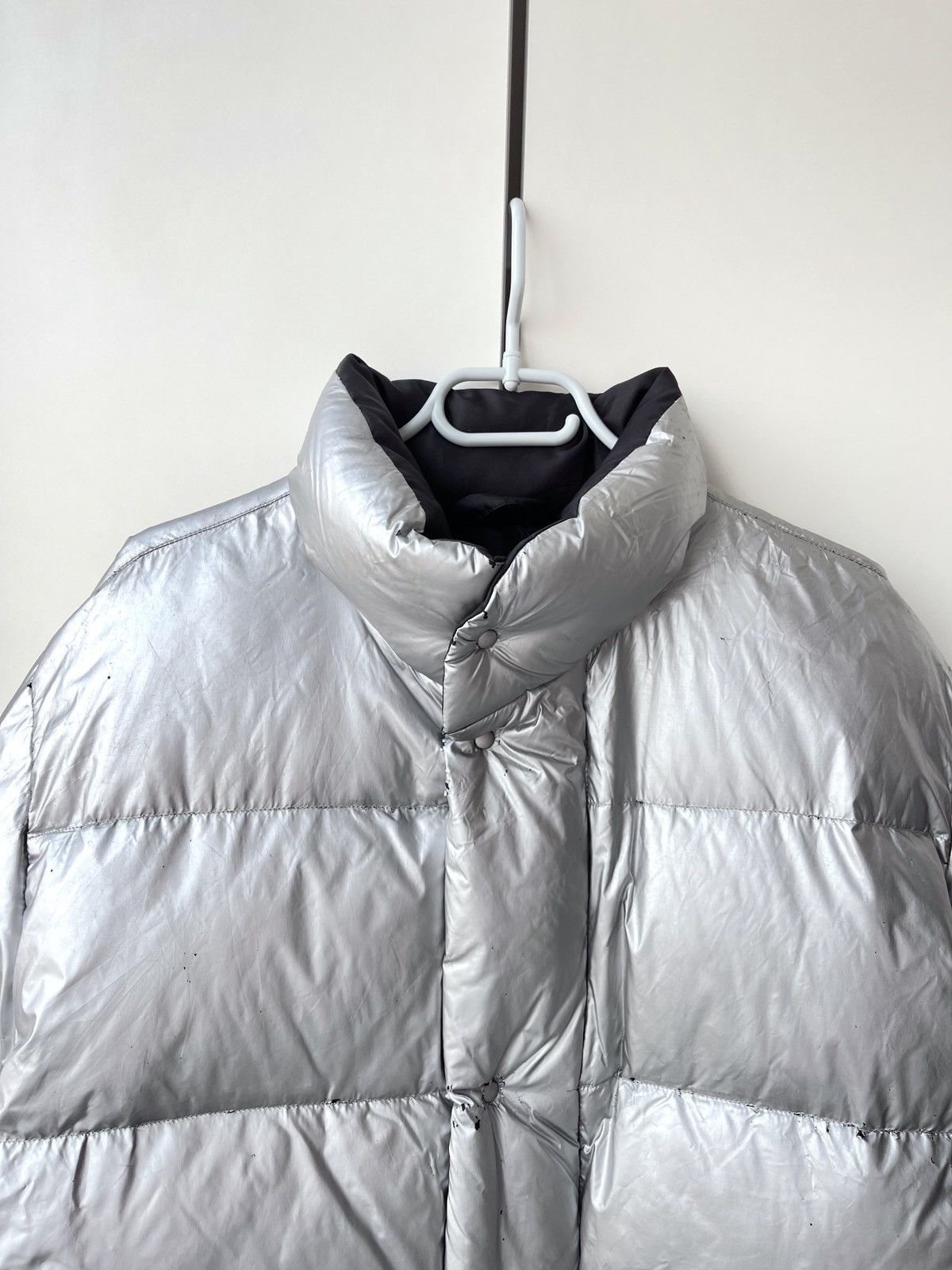 Moncler Vintage Moncler Grenoble Silver Puffer Jacket Down 90’s Size US L / EU 52-54 / 3 - 7 Thumbnail