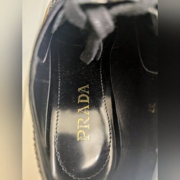 Prada Prada - Patent Leather Lace-Up Wingtip Loafers in Black Size US 7 / IT 37 - 8 Thumbnail