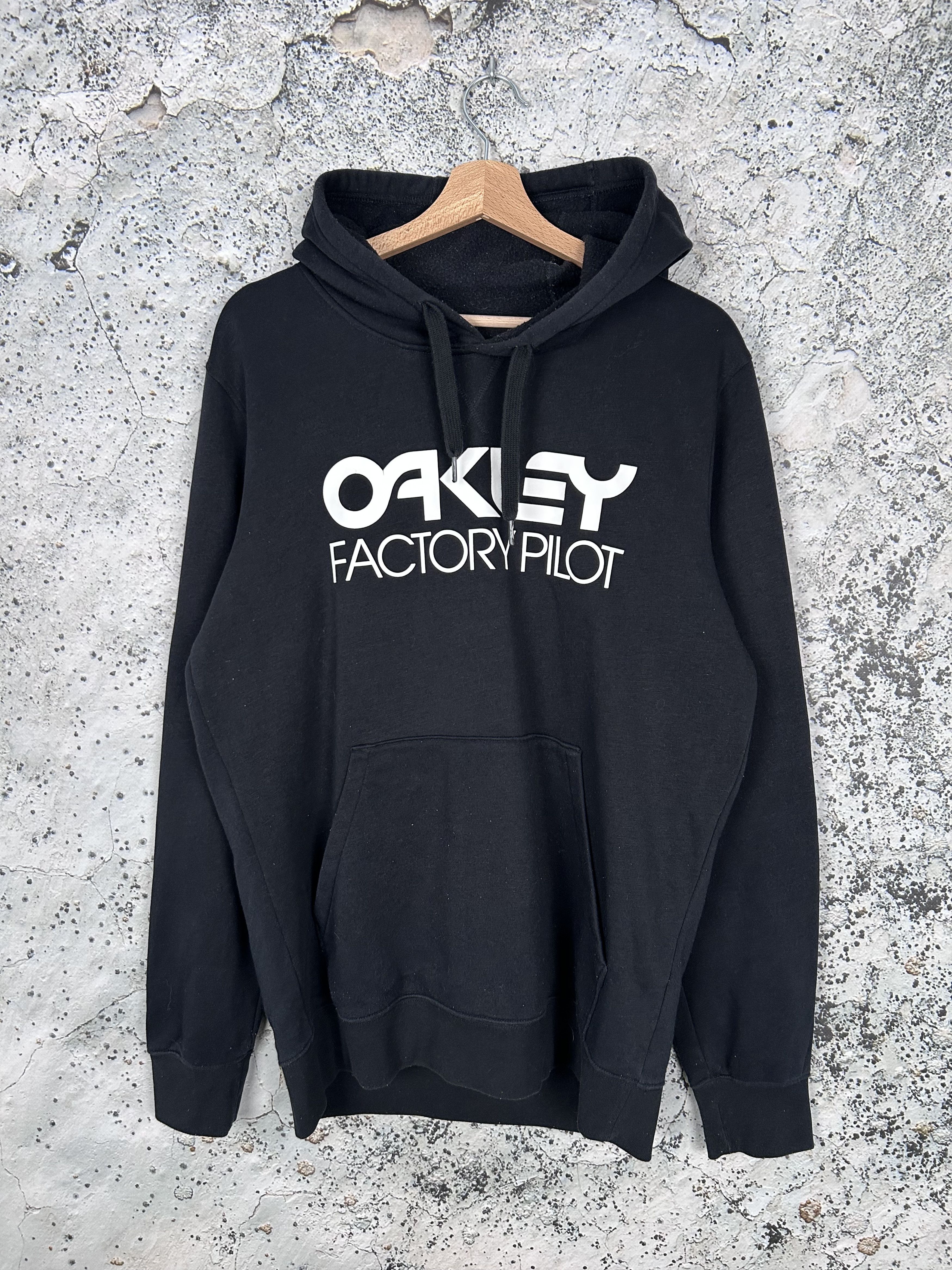 Oakley × Streetwear 90s Oakley Hoodie Archive Arctic Challenge