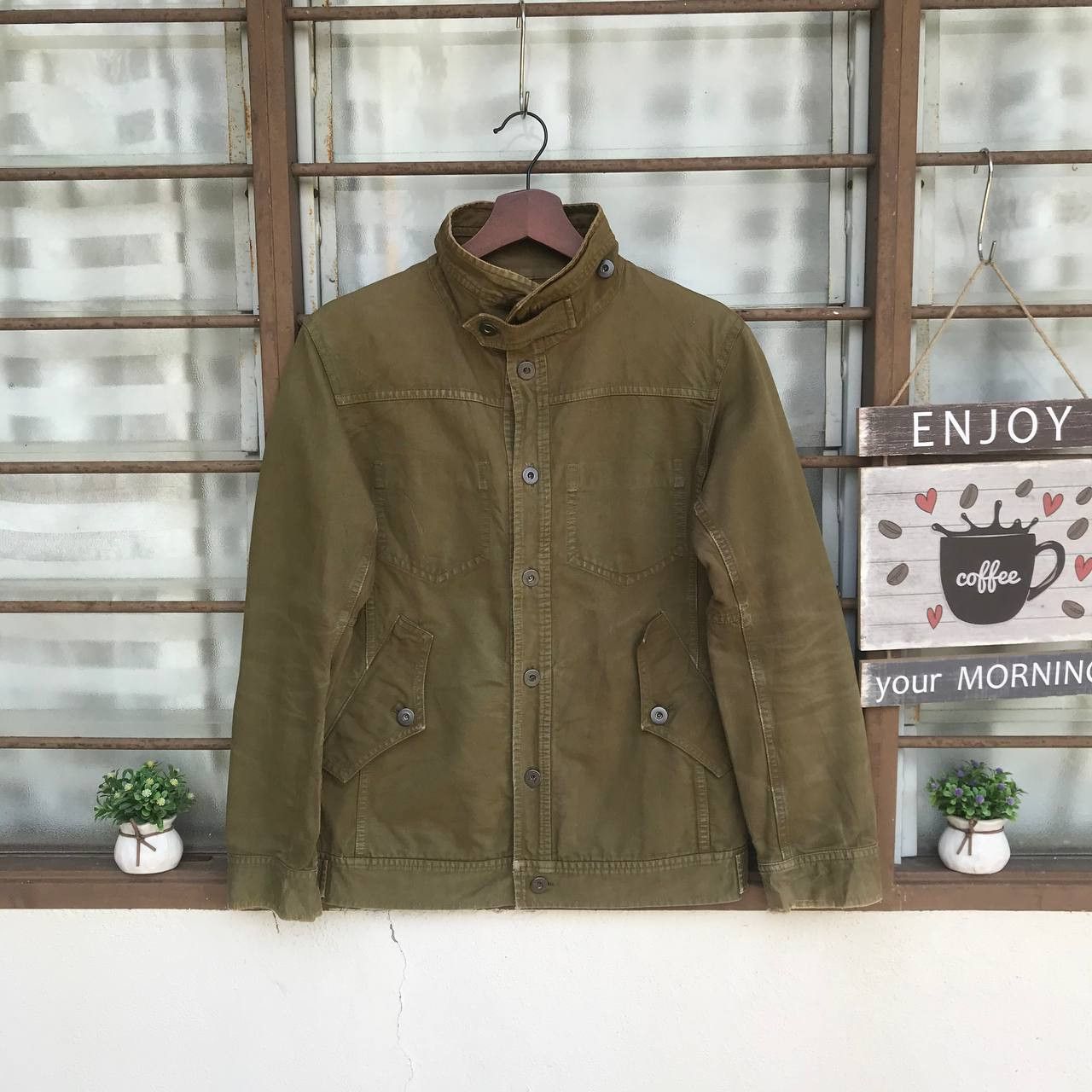 Final Home VINTAGE Final home distressed military faded green shirt Size US XS / EU 42 / 0 - 4 Thumbnail