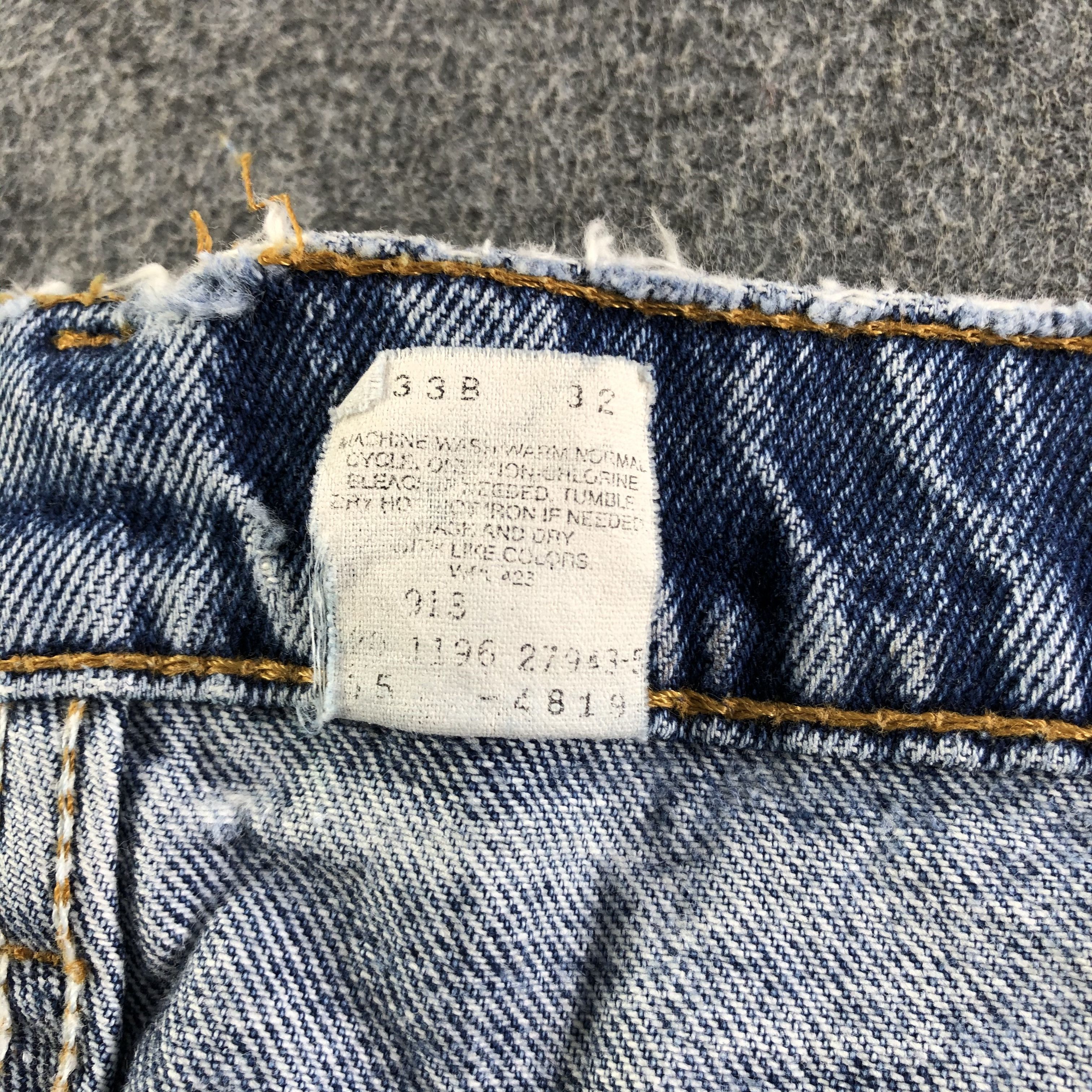 Levi's Vintage 90s Blue Wash Levis 505 Jeans-J3073 Size US 35 - 11 Thumbnail