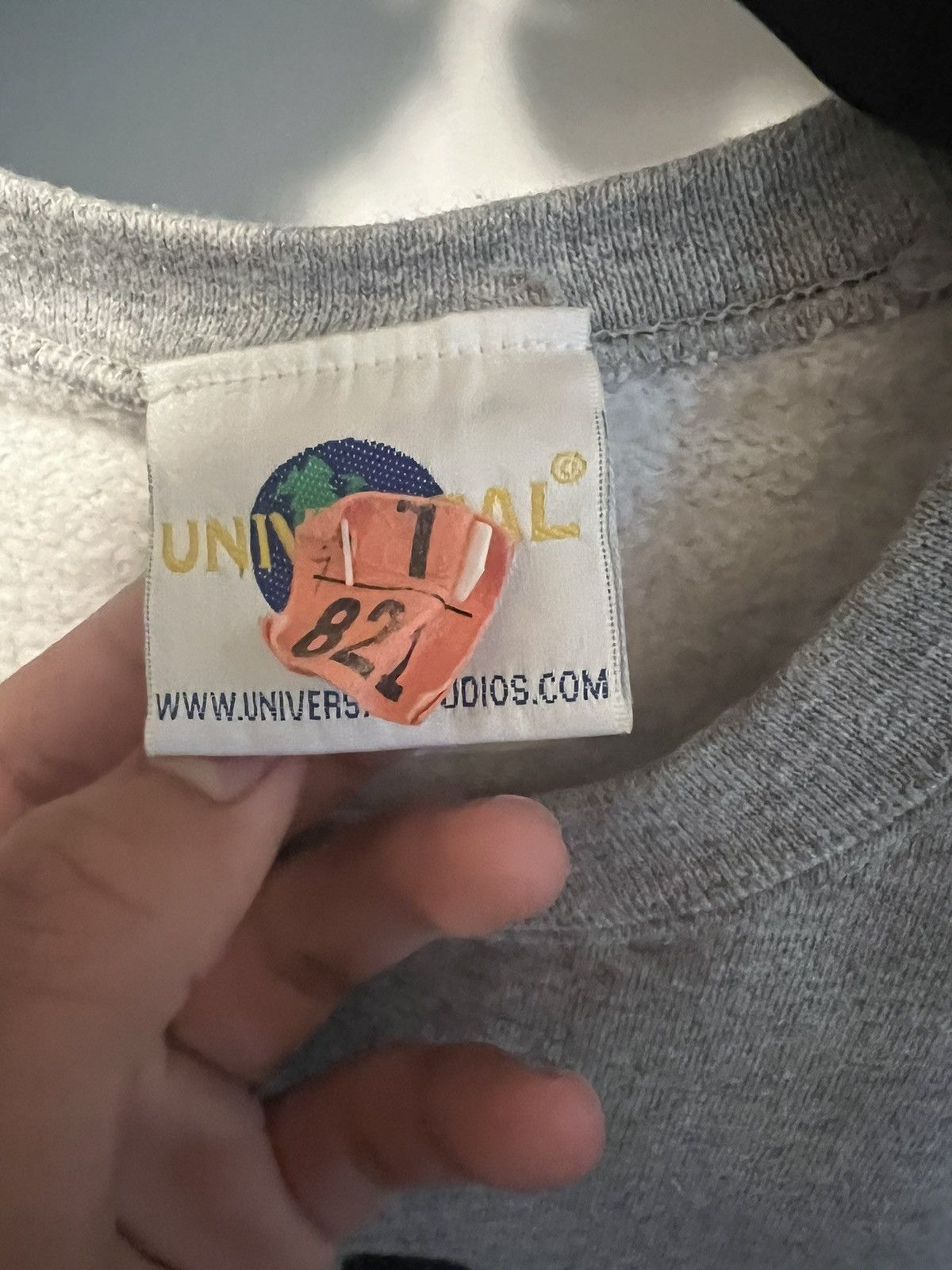 Universal Studios × Vintage Vintage universal studios sweater Size US L / EU 52-54 / 3 - 4 Thumbnail