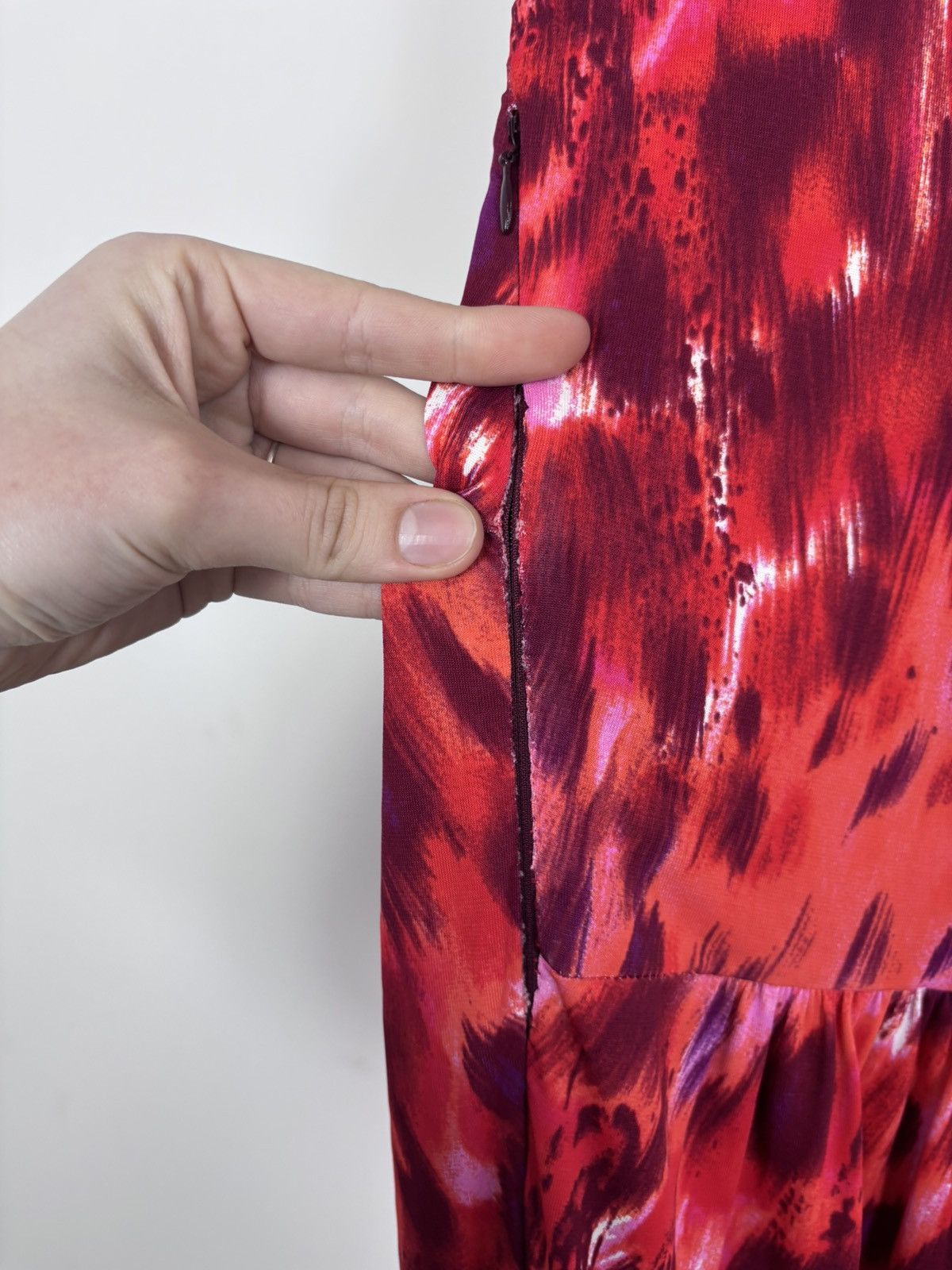 Iceberg Iceberg Women’s Red Abstract Animal Print V-Neck Dress Size L / US 10 / IT 46 - 16 Thumbnail