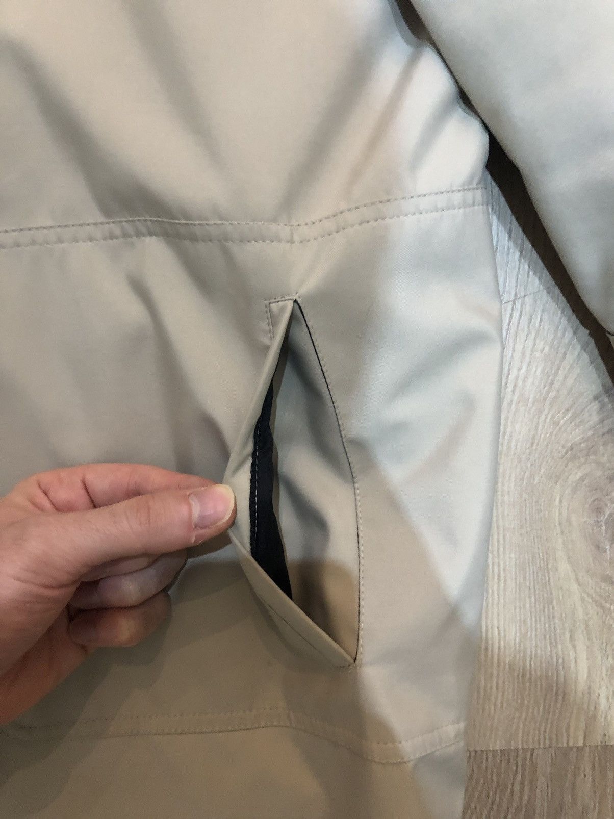 Neil Barrett × Samsonite Vintage Samsonite “Travel wear” collection grey jacket Size US M / EU 48-50 / 2 - 8 Thumbnail