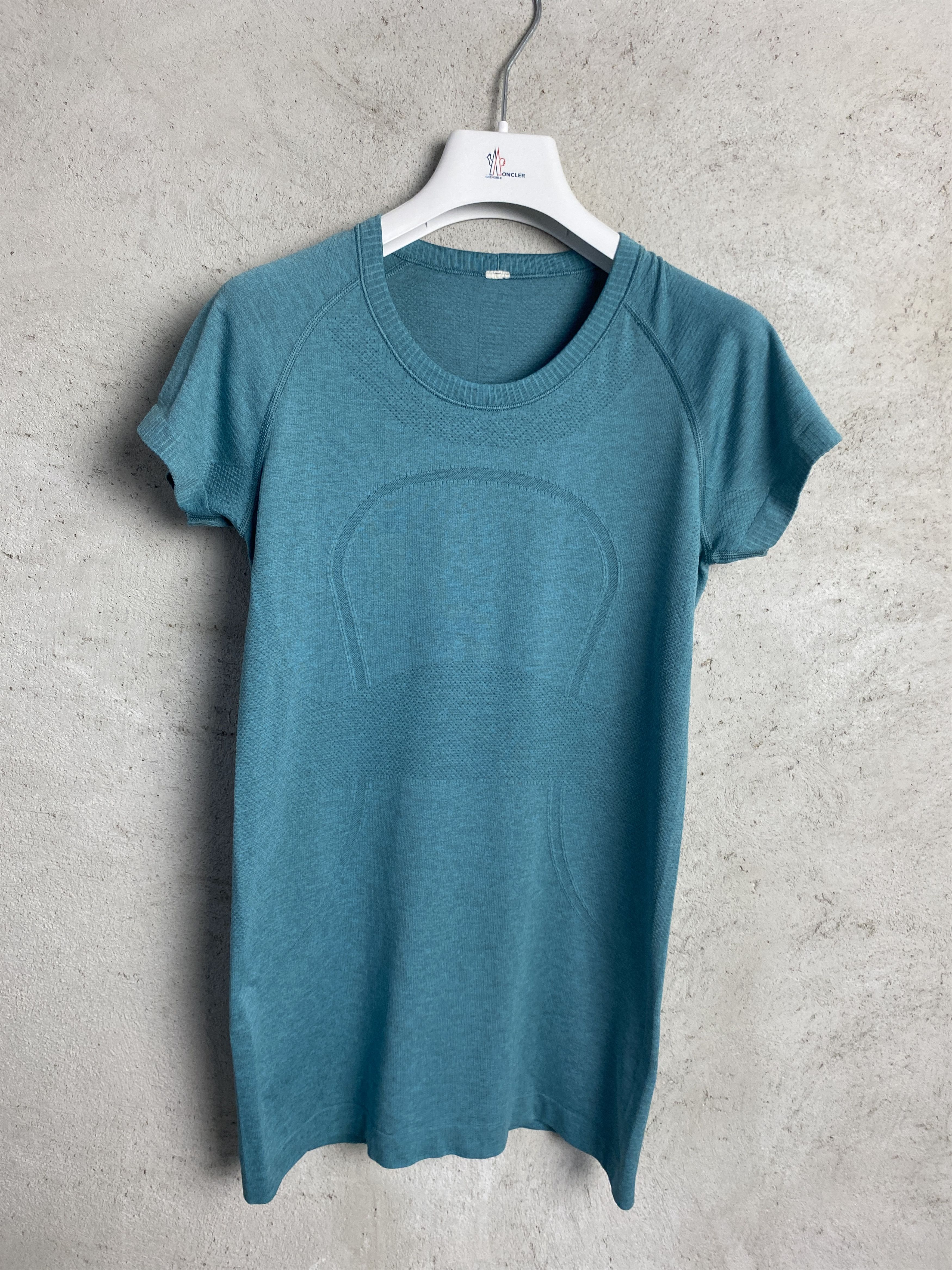 Lululemon Lululemon Swiftly Tech t-shirt tee sport yoga pilates gym Size S / US 4 / IT 40 - 1 Thumbnail
