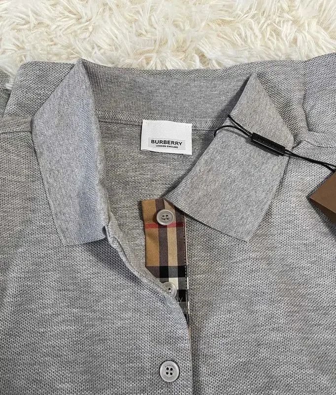 Burberry Burberry Gray Cotton Short Sleeve T-Shirt. Size XS / US 0-2 / IT 36-38 - 2 Thumbnail