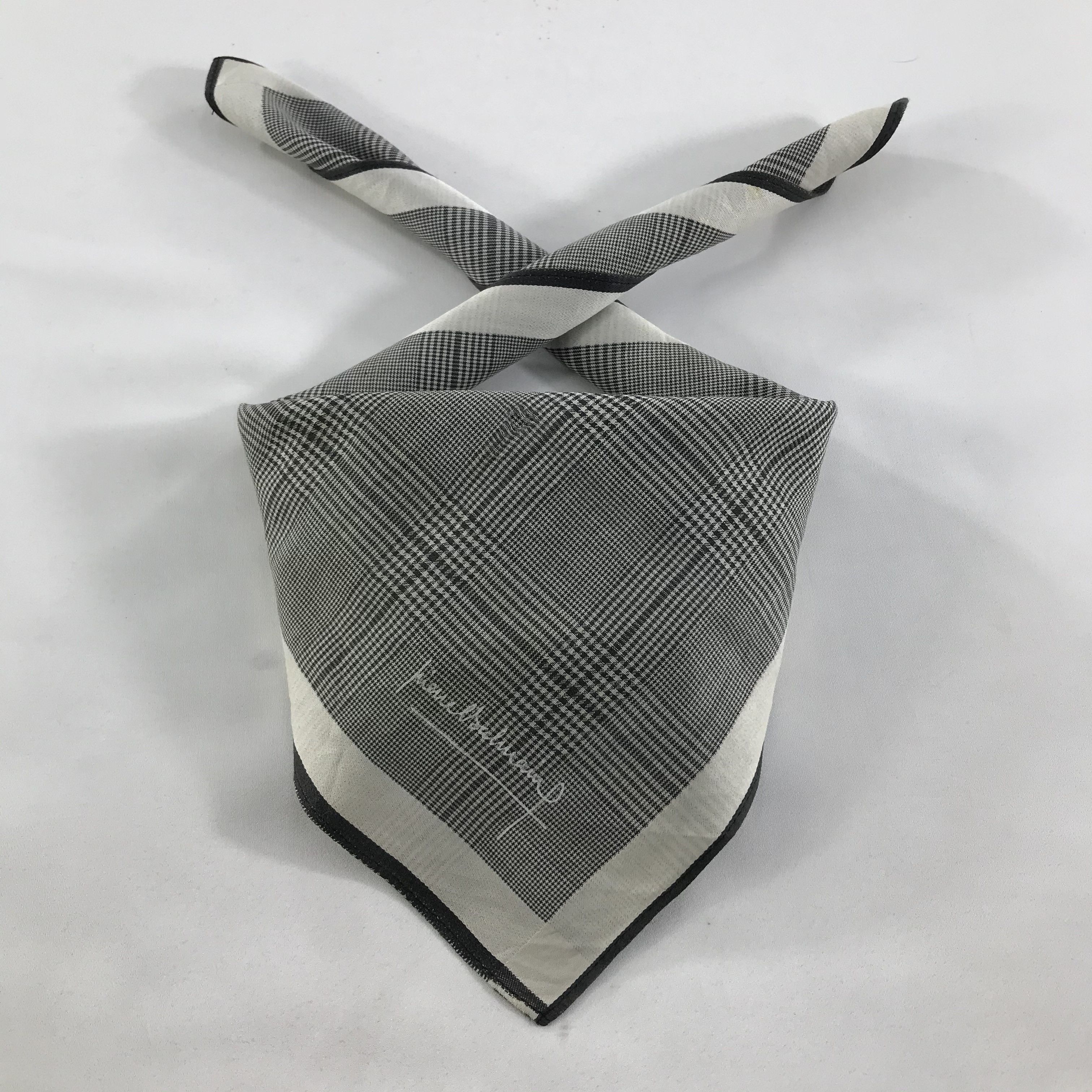 Pierre Balmain × Vintage Pierre Balmain Bandana / Handkerchief / Neckerchief - S1468 Size ONE SIZE - 5 Thumbnail