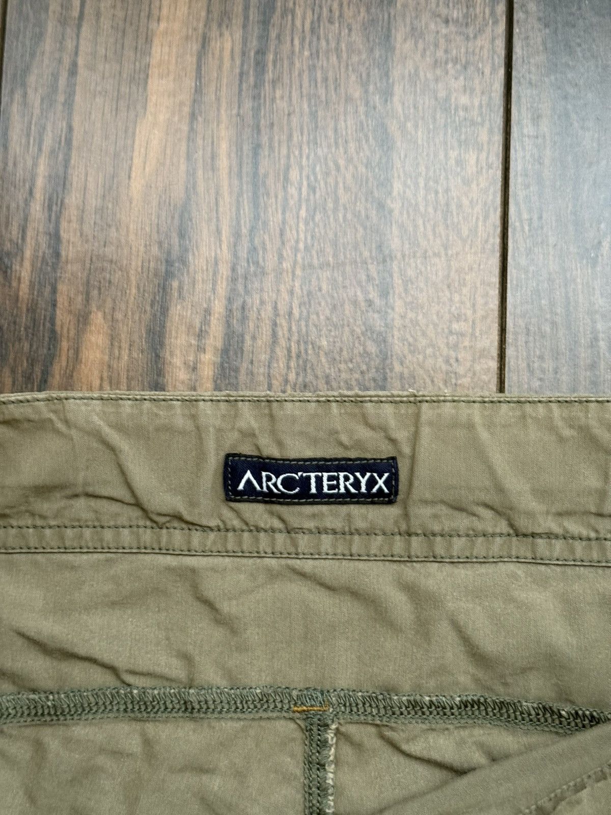 Arc'teryx Arc’teryx Khaki Technical Hiking Pants Men’s Size US 30 / EU 46 - 4 Thumbnail