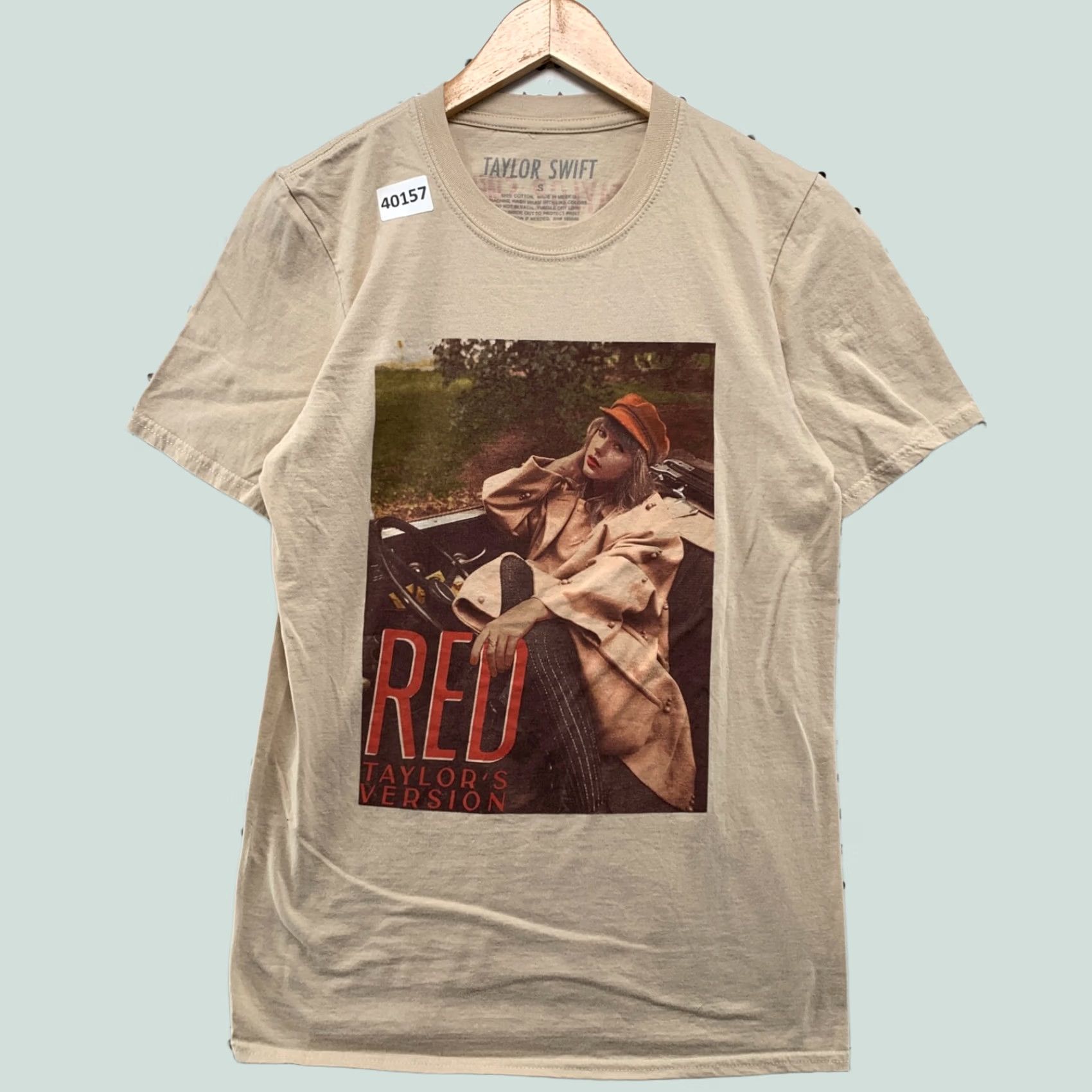 Vintage Taylor Swift Shirt Mens Small Brown Red Version Music Band TEE 17x27.5 Size US S / EU 44-46 / 1 - 1 Thumbnail